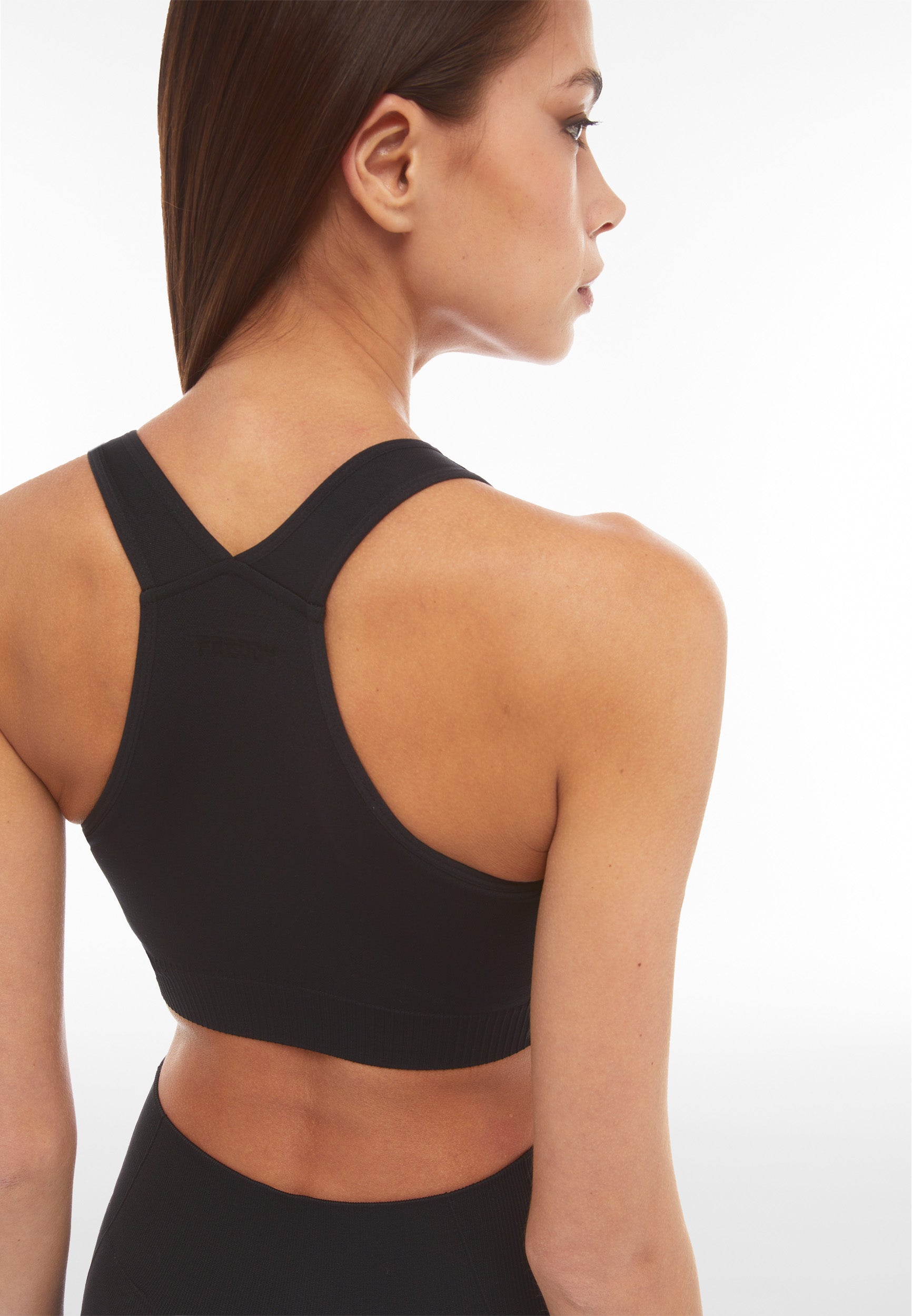 freddy-reggiseno-sportivo-seamless-sostegno-medio-spalline-incrociate image 5