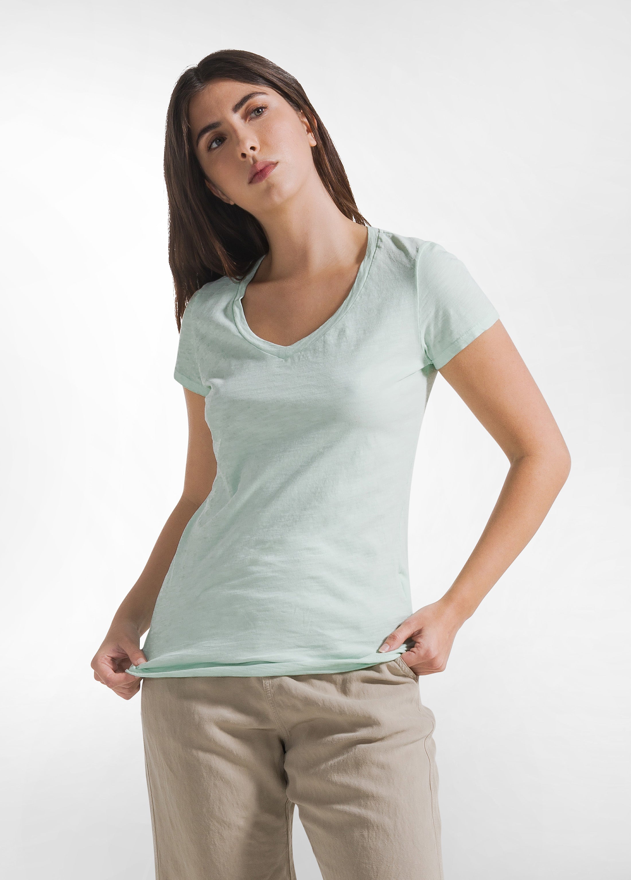 deha-t-shirt-flamm-con-scollo-a-v-verde-d42511-maglia-cotone-leggero-donna image 1