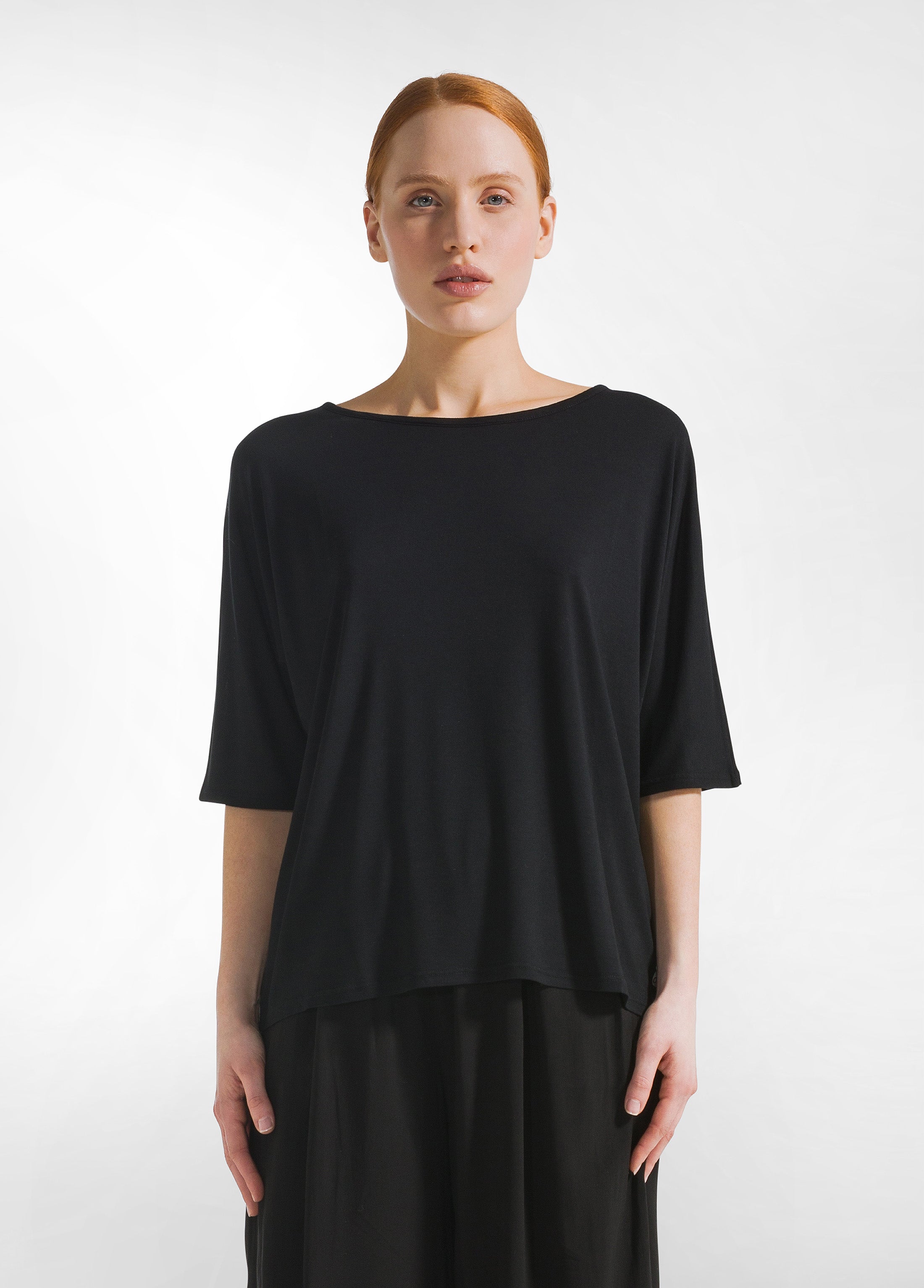 deha-t-shirt-fluida-in-viscosa-nera image 5