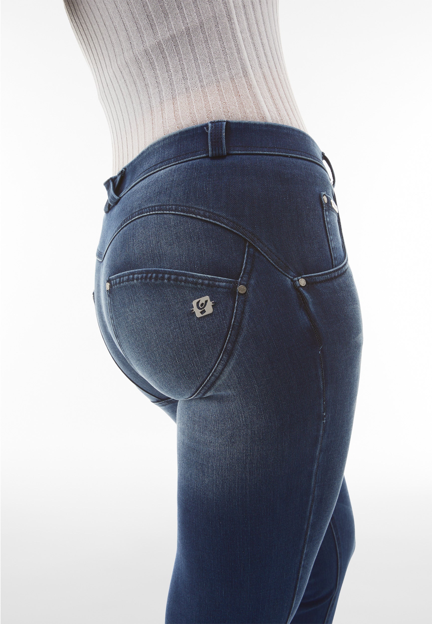 freddy-jeans-wr-up-superskinny-in-denim-navetta-ecosostenibile-effetto-used image 4