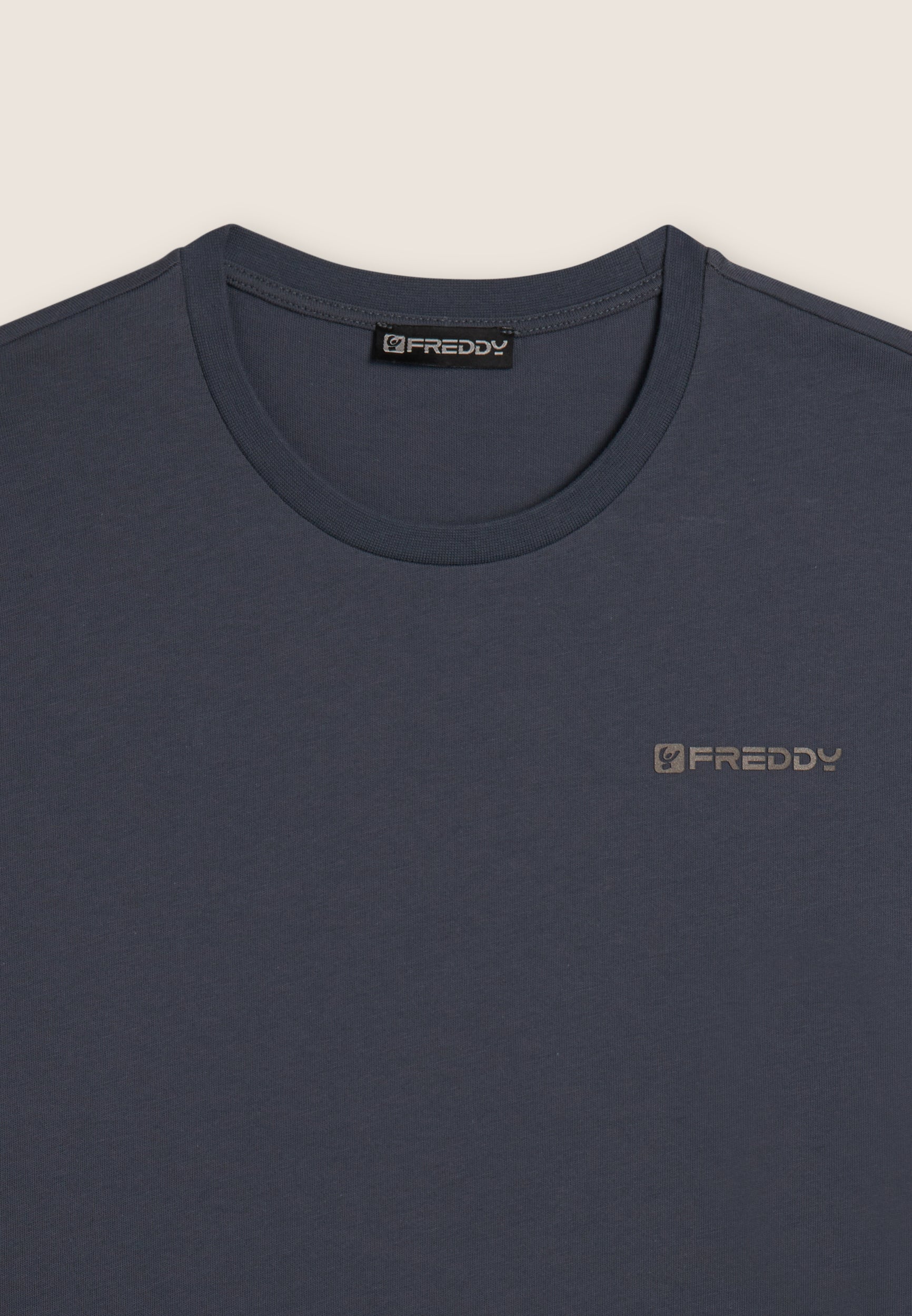 freddy-t-shirt-uomo-manica-lunga-cotone-con-logo-lato-cuore image 7