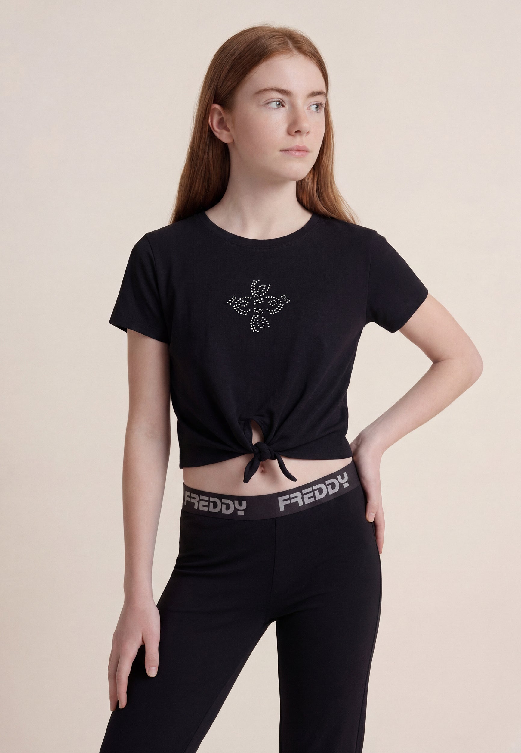 freddy-t-shirt-cropped-con-nodo-e-strass-bambina-e-ragazza image 1