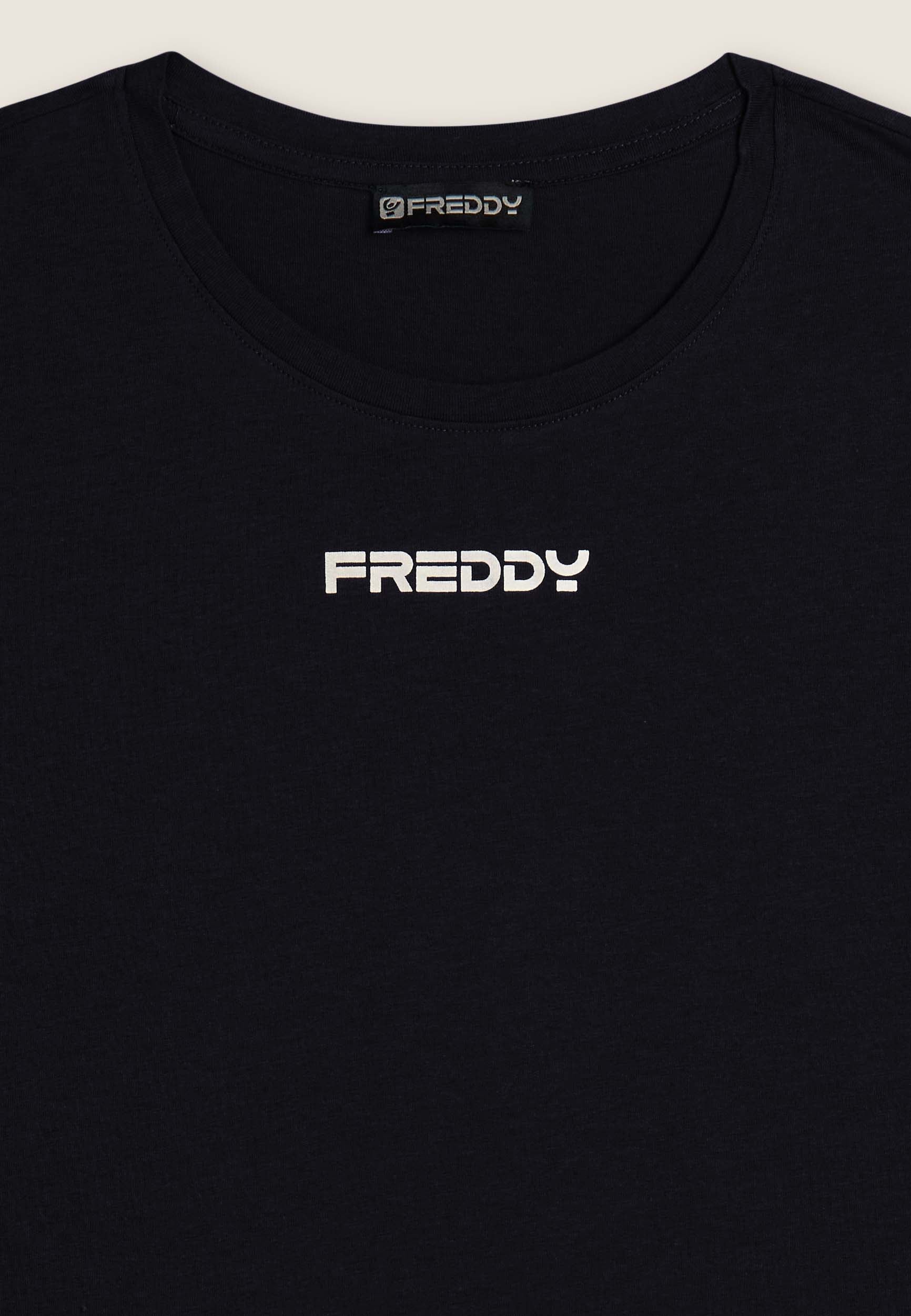 freddy-t-shirt-cropped-donna-con-spacchi-laterali-e-stampa-mov image 3