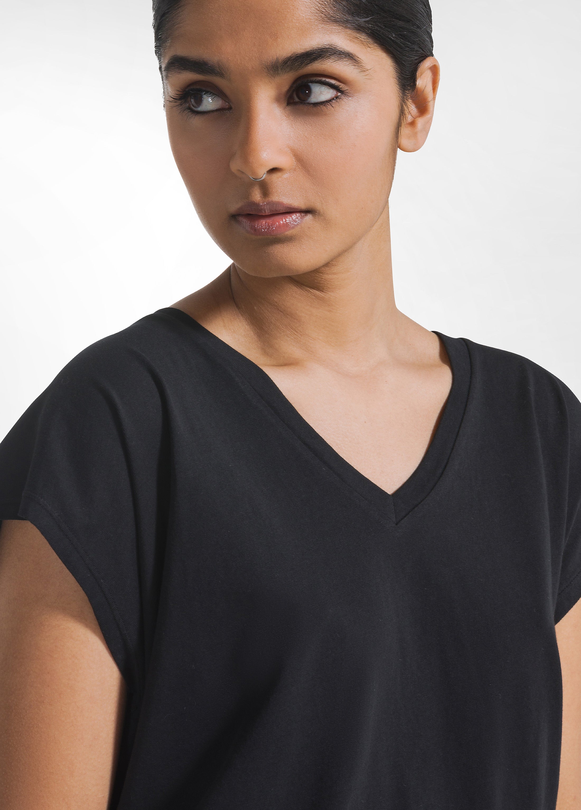 deha-t-shirt-loose-fit-in-jersey-organico-nero-d42400 image 3