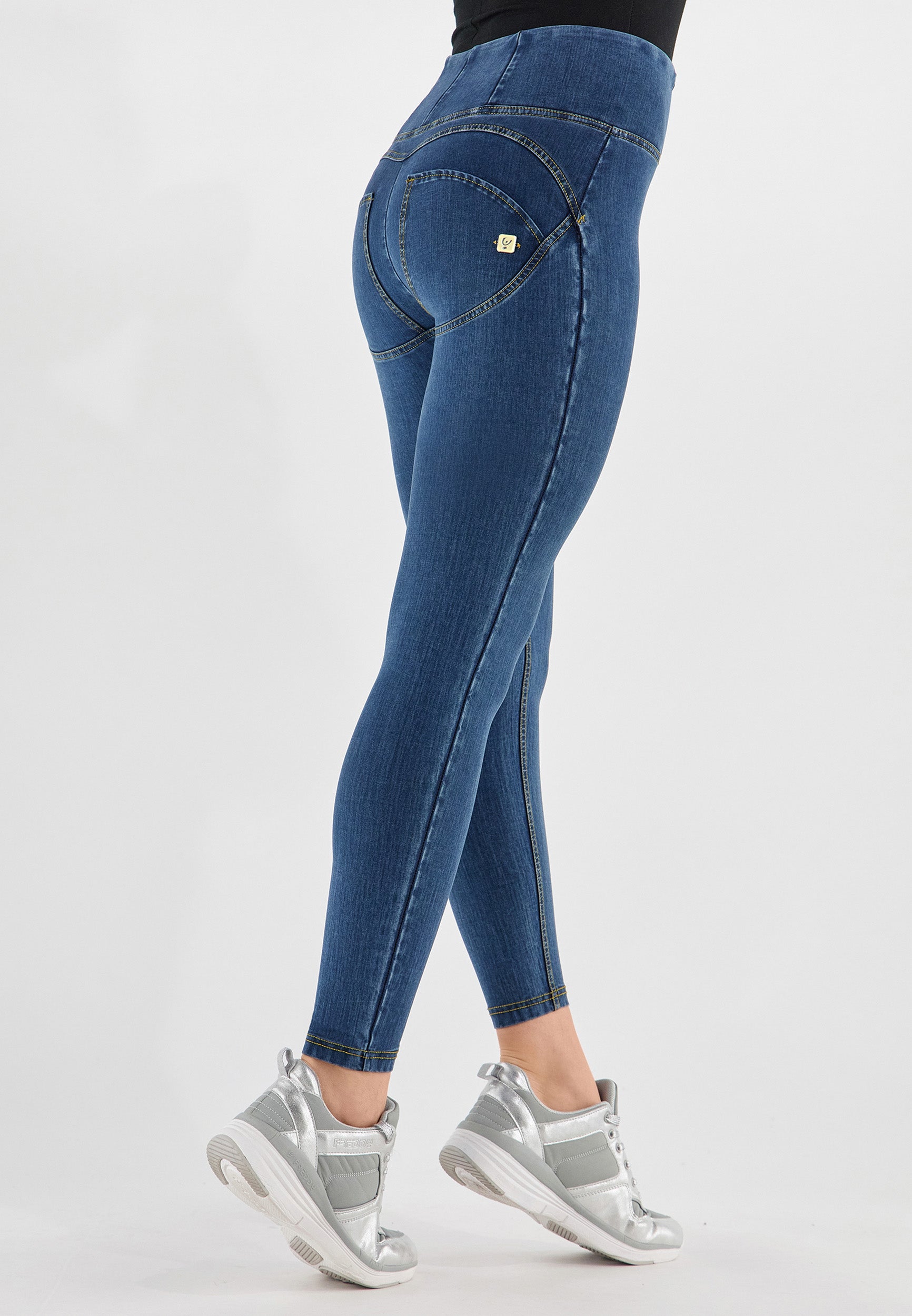 freddy-jeans-wr-up-7-8-vita-alta-denim-scuro-fibra-ecologica image 2