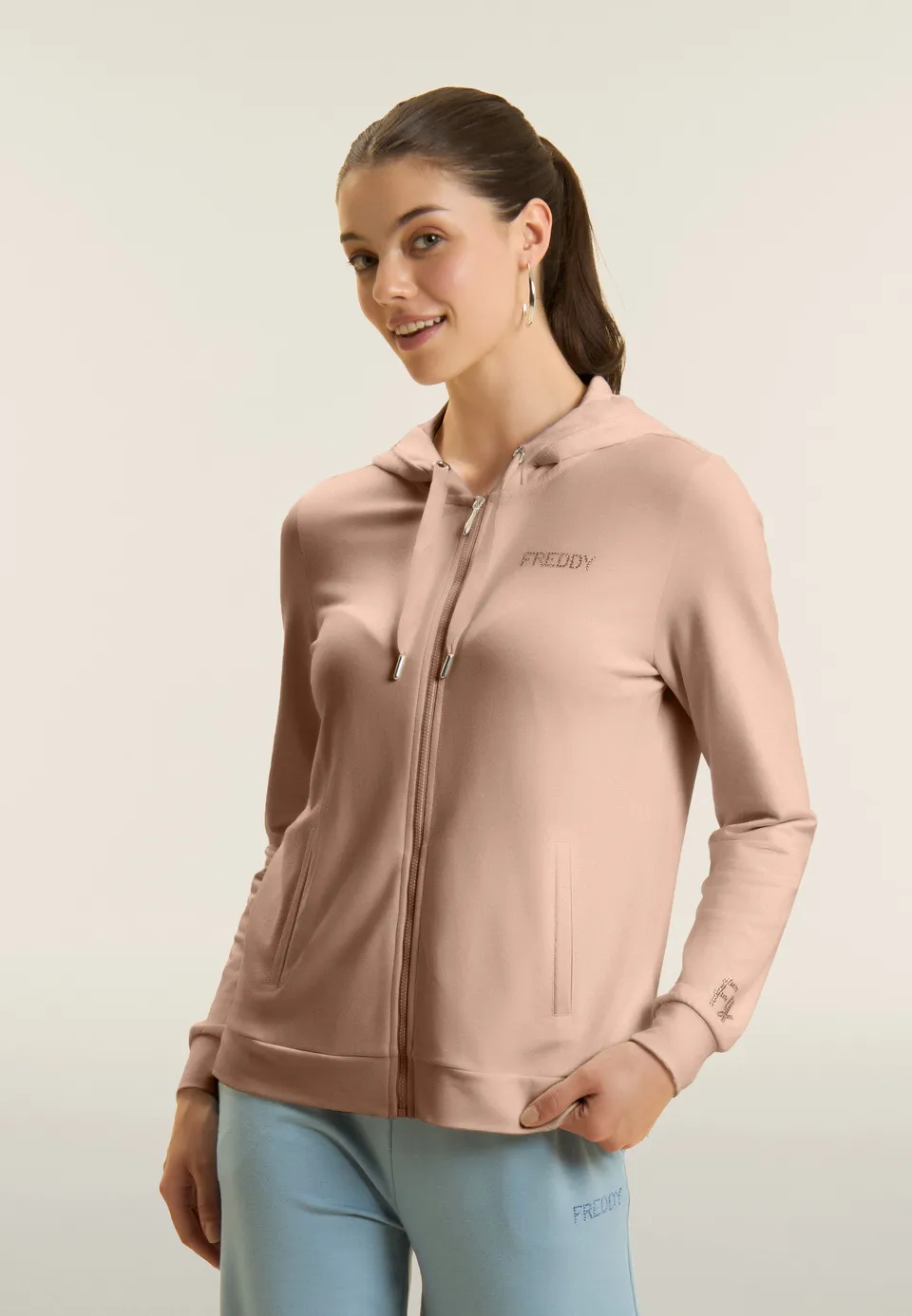 freddy-felpa-con-cappuccio-zip-e-logo-in-strass image 1