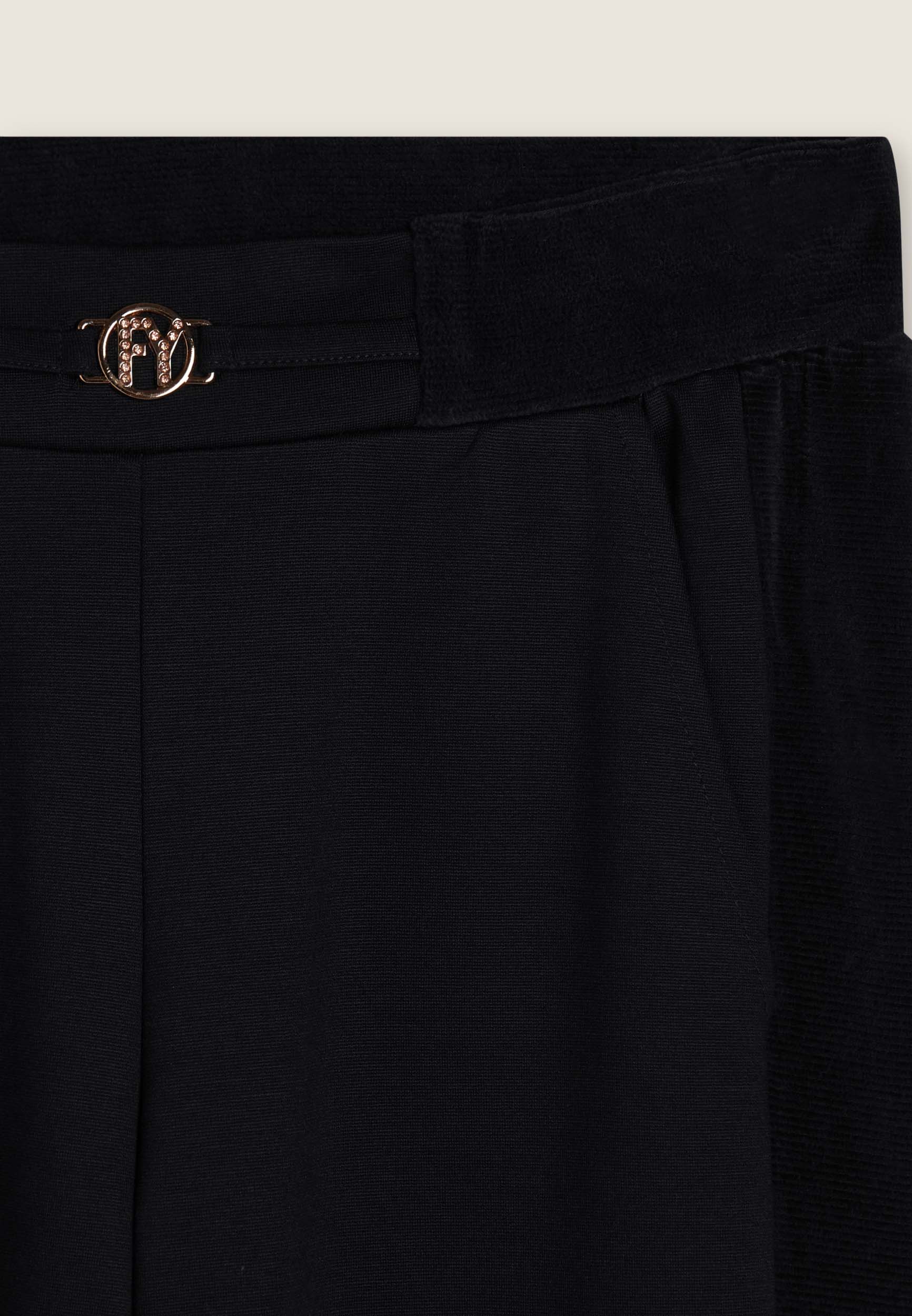 freddy-pantaloni-donna-wide-leg-in-viscosa-con-dettagli-in-ciniglia image 7