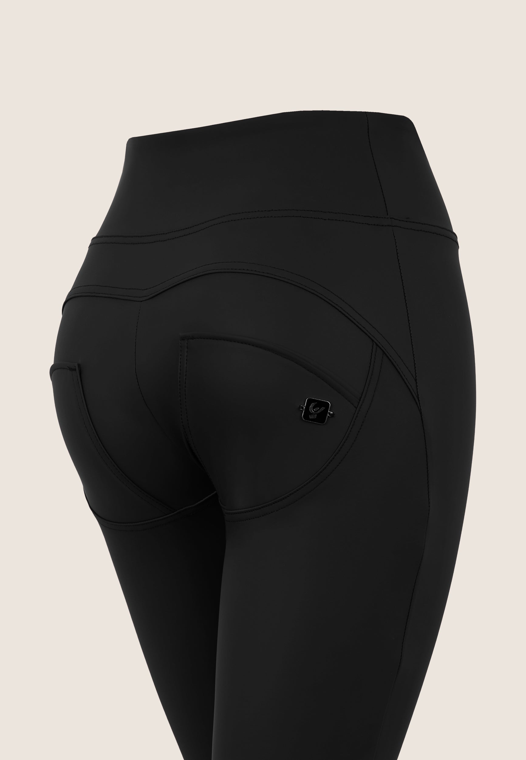freddy-pantaloni-wr-up-bootcut-vita-alta-in-similpelle-laminata image 3