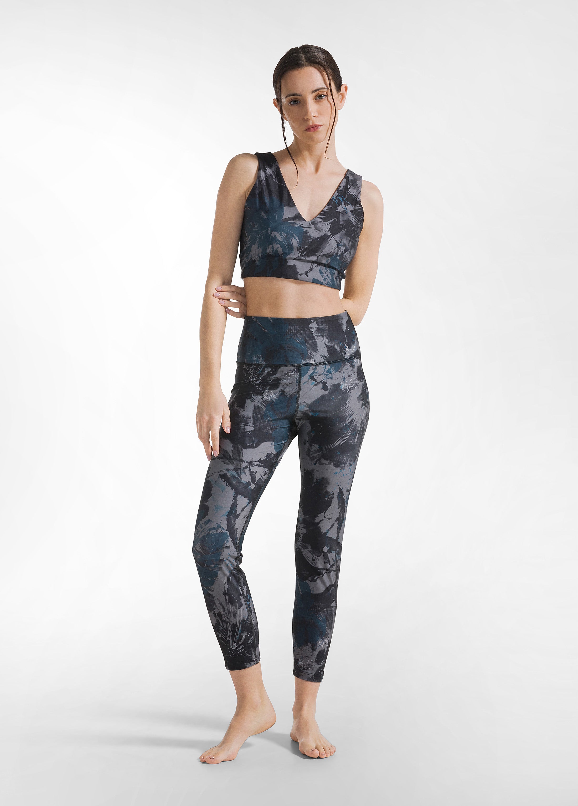 deha-reggiseno-sportivo-in-microfibra-riciclata-stampato-blu image 4