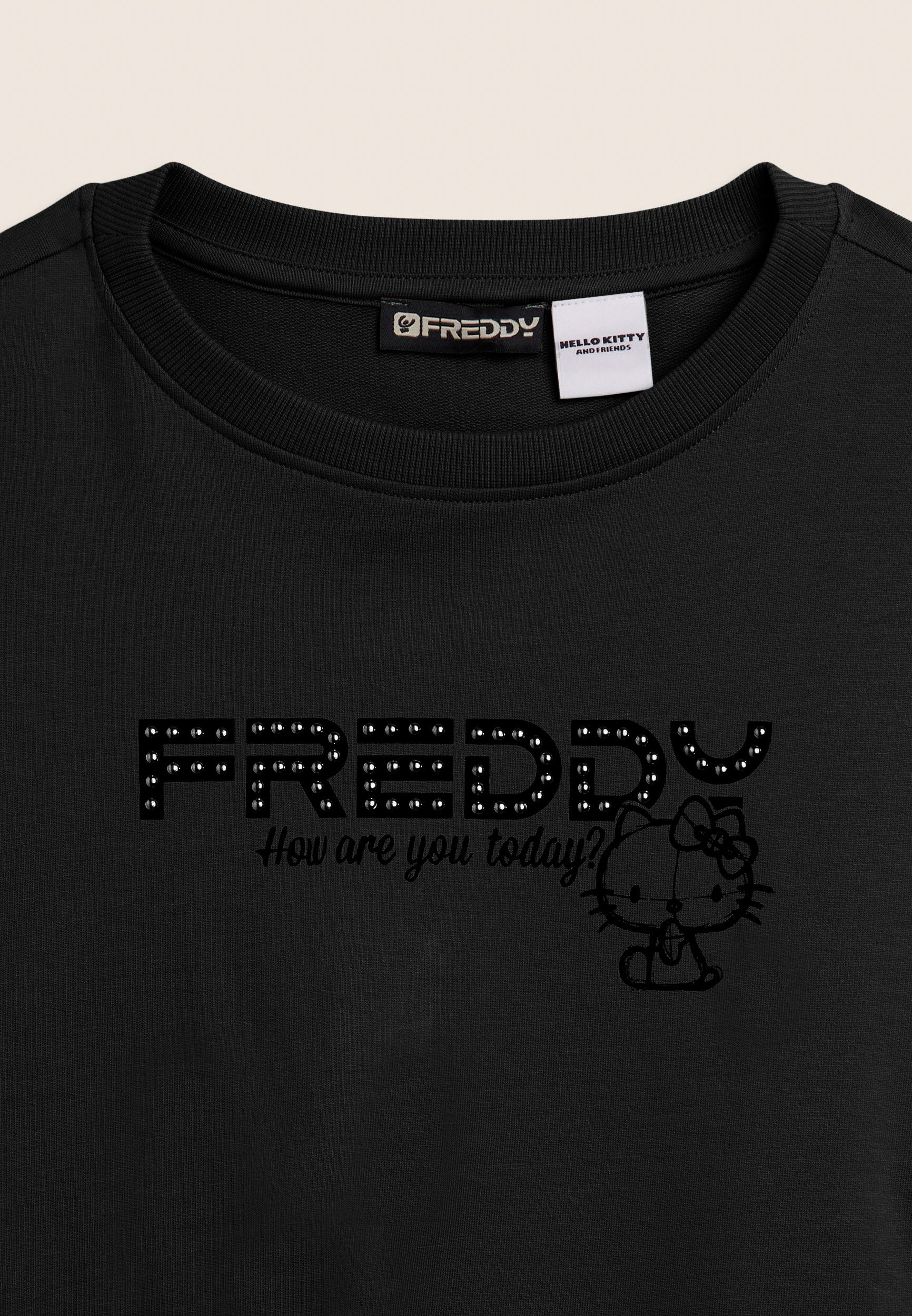 freddy-felpa-donna-cropped-girocollo-hello-kitty-con-borchie image 6