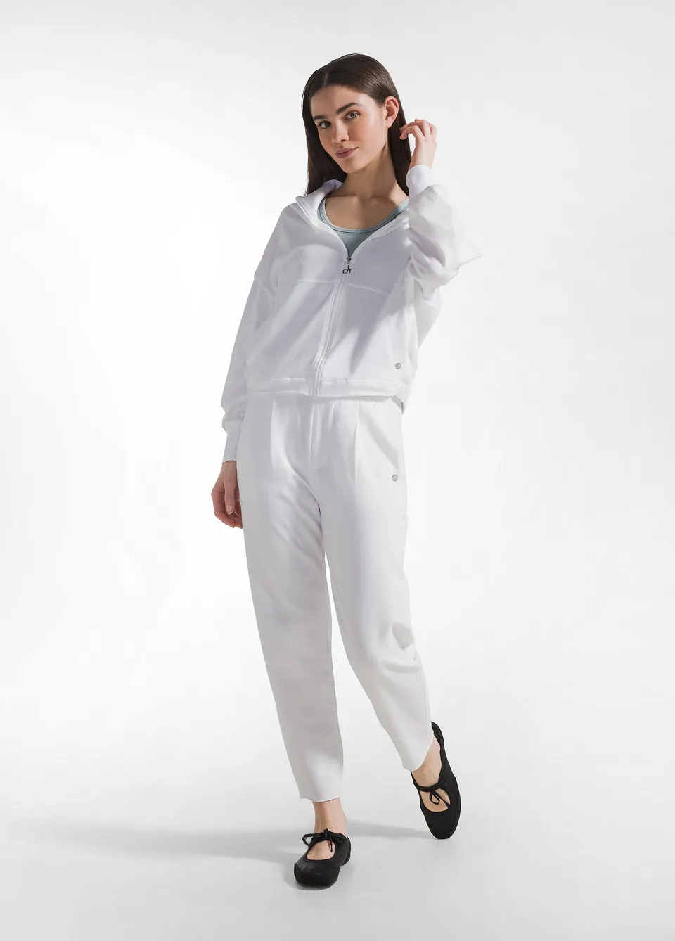 deha-pantalone-in-felpa-con-dettagli-in-lino-bianco image 1