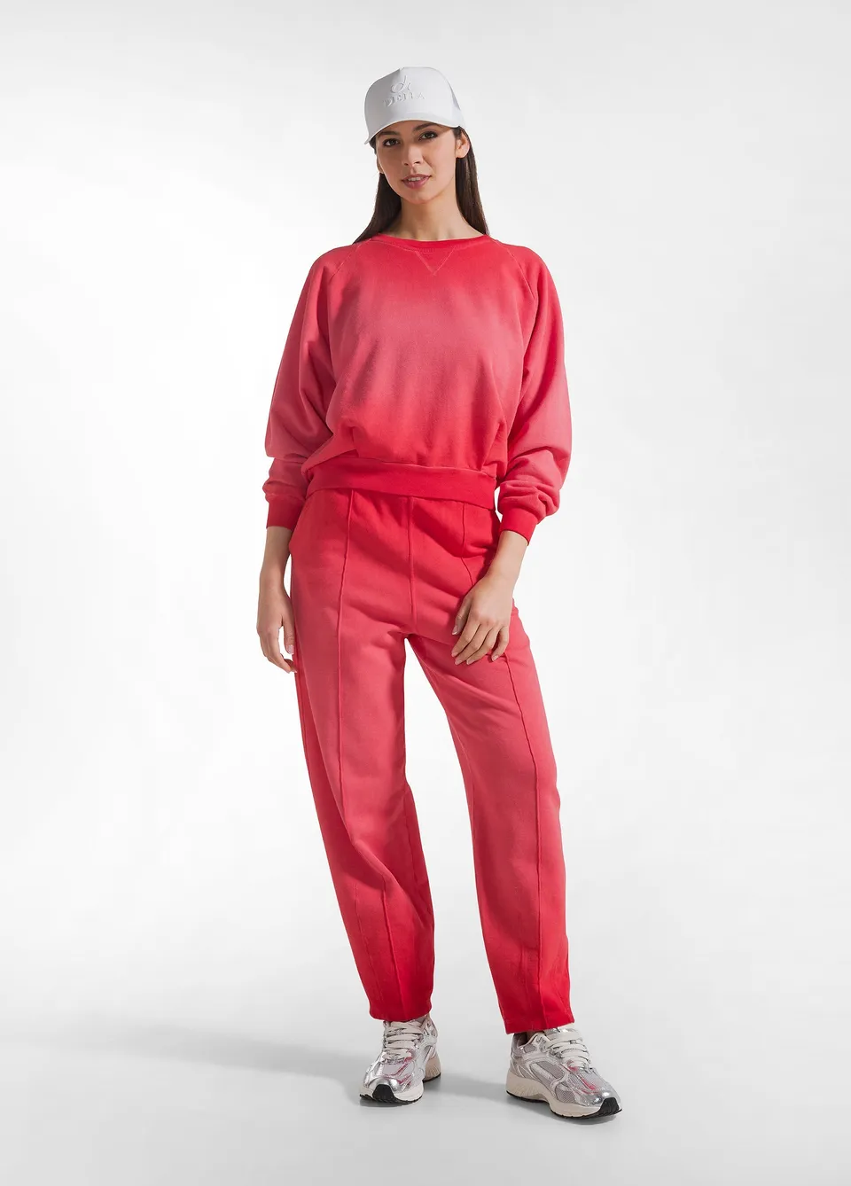 deha-set-comfort-felpa-girocollo-pantaloni-balloon-effetto-sfumato-rosso image 1