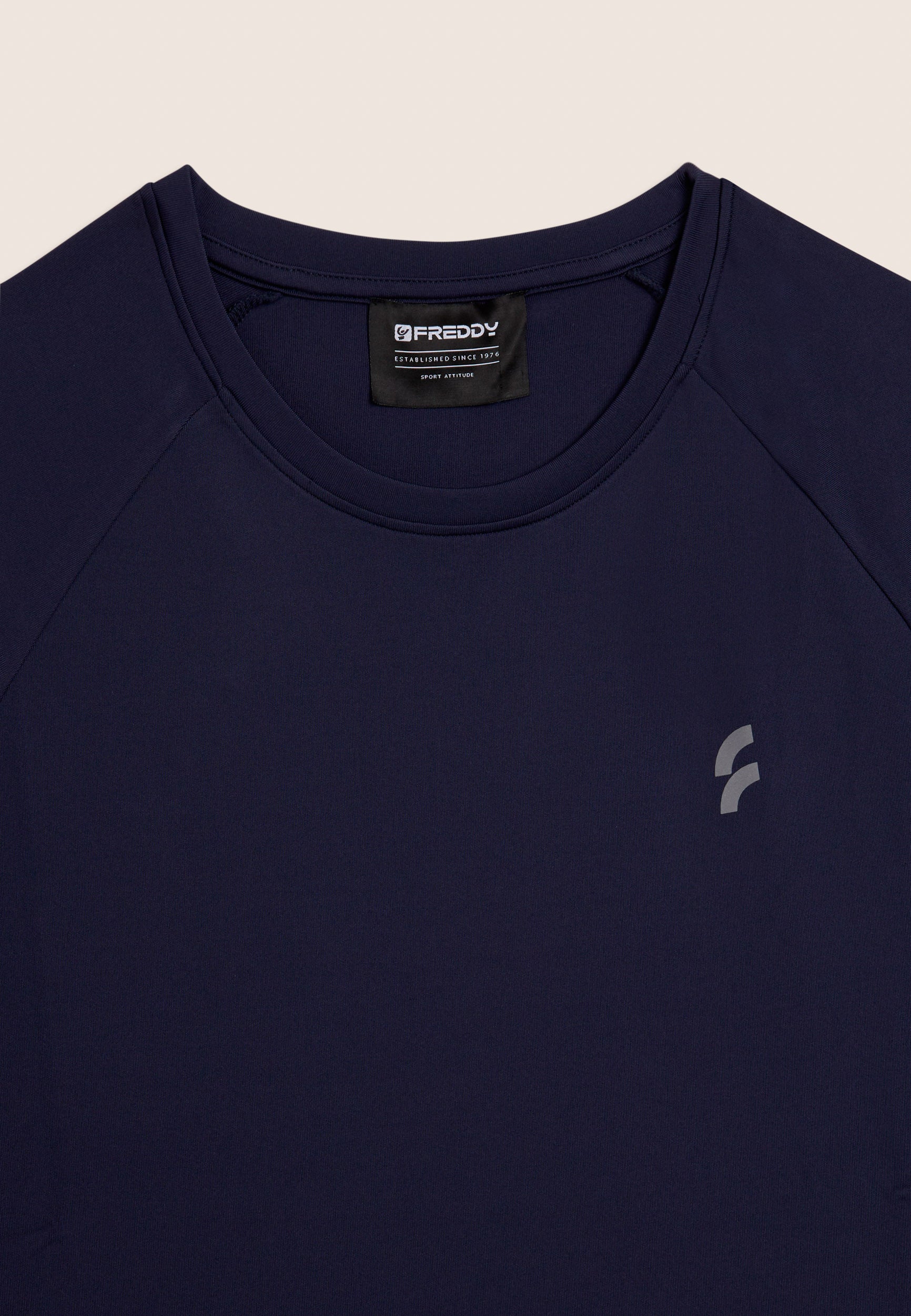 freddy-t-shirt-tecnica-uomo-elasticizzata-a-rapida-asciugatura image 6