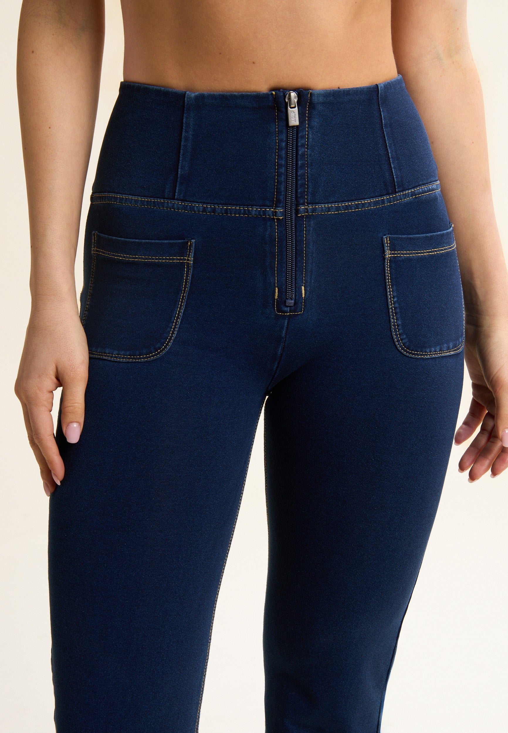 freddy-jeans-push-up-wr-up-flare-denim-washed-vita-alta-sostenibile image 6