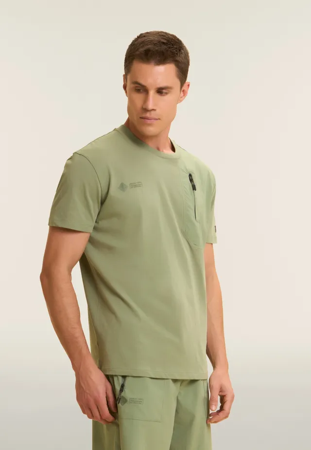 freddy-t-shirt-comfort-in-cotone-jersey-con-taschino-zip-e-inserti-rip-stop image 1