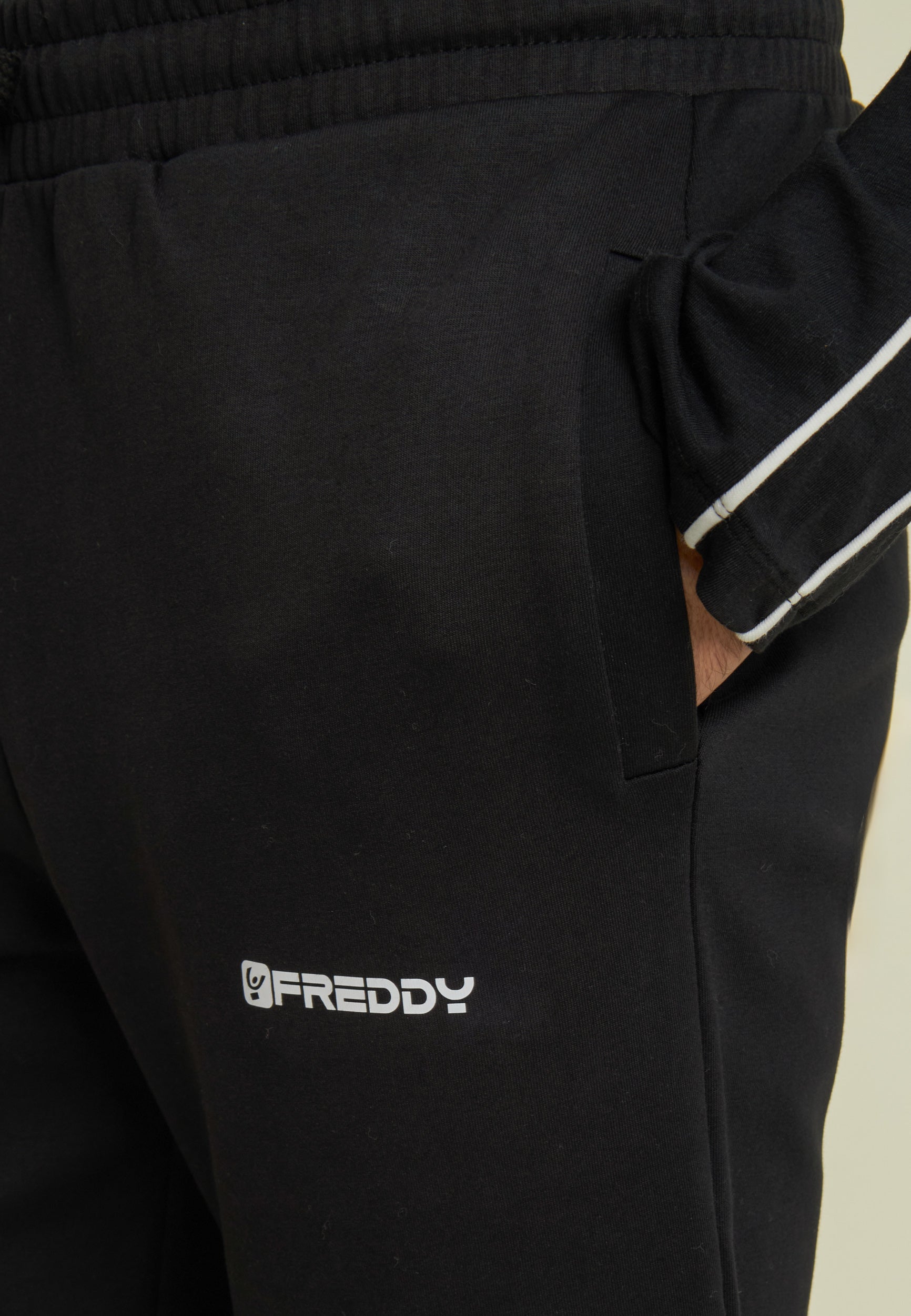 freddy-pantaloni-sportivi-regular-uomo-in-interlock-elasticizzato image 4