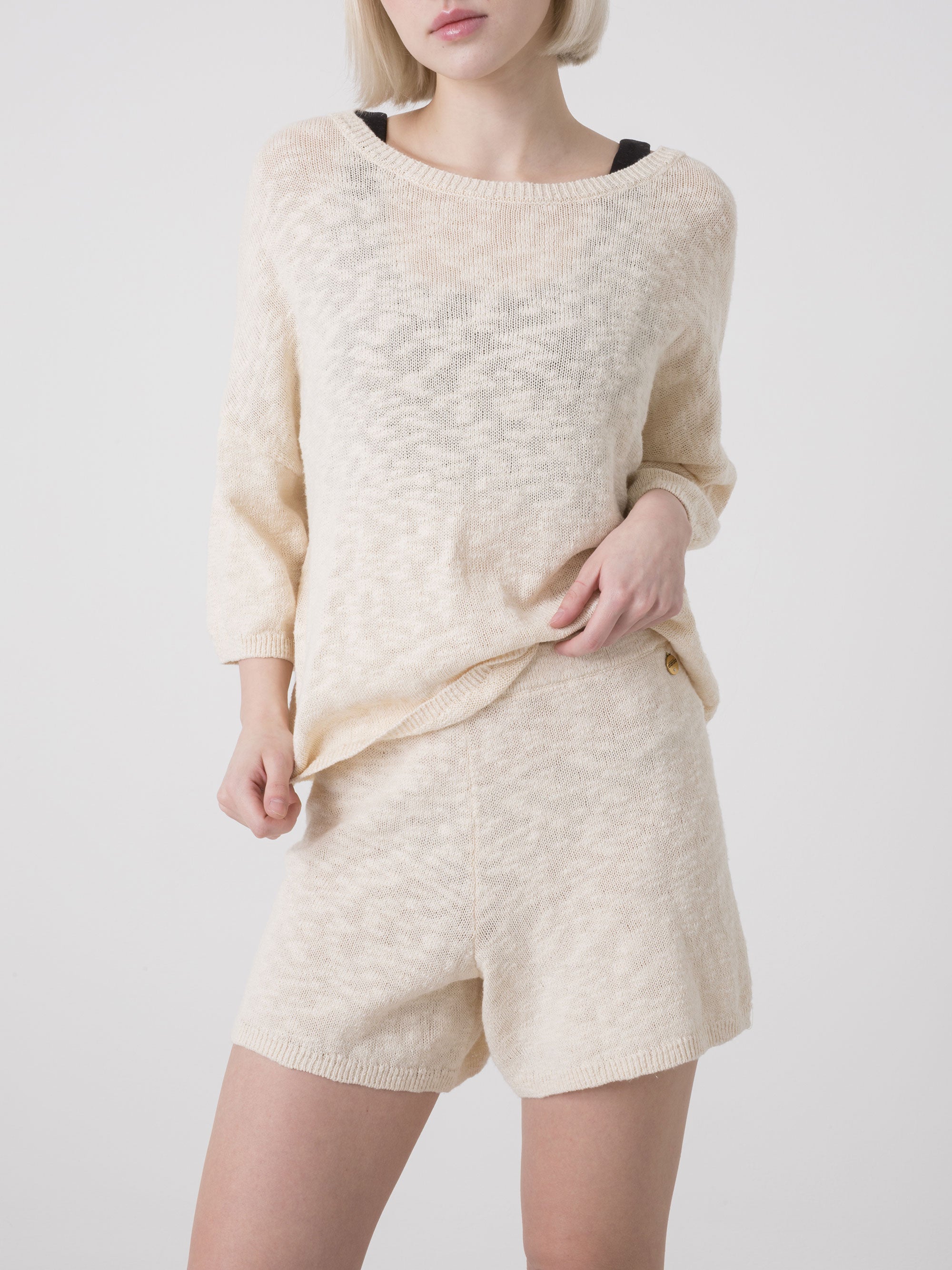 dimensione-danza-shorts-donna-in-maglia-dal-taglio-essenziale image 4