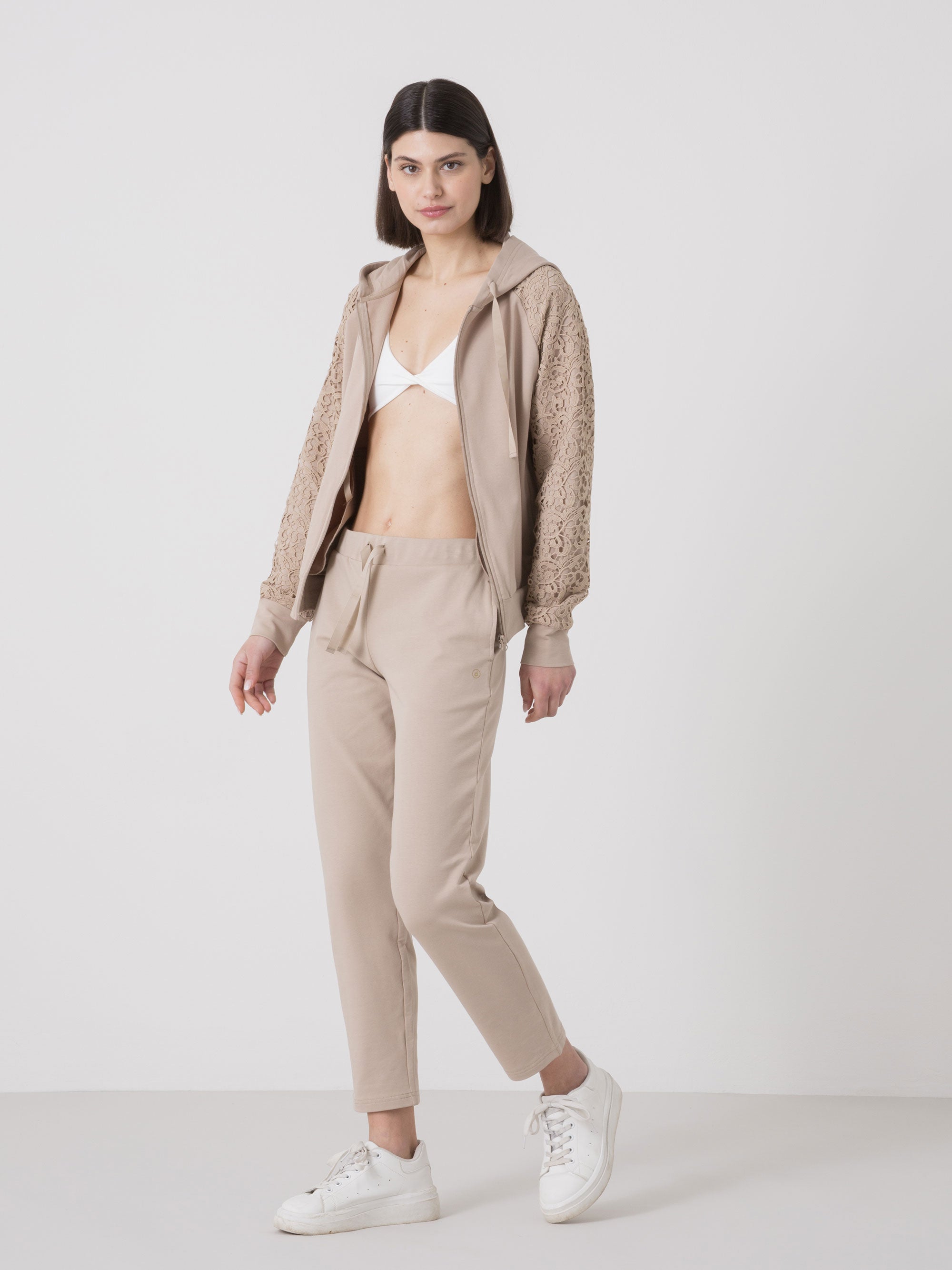 pantalone-felpa-stretch-donna-dimensione-danza-con-coulisse-e-linea-dritta image 2