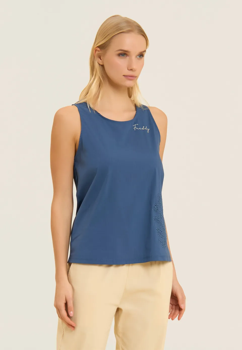 freddy-canotta-svasata-con-ricamo-floreale-canotta-donna image 1