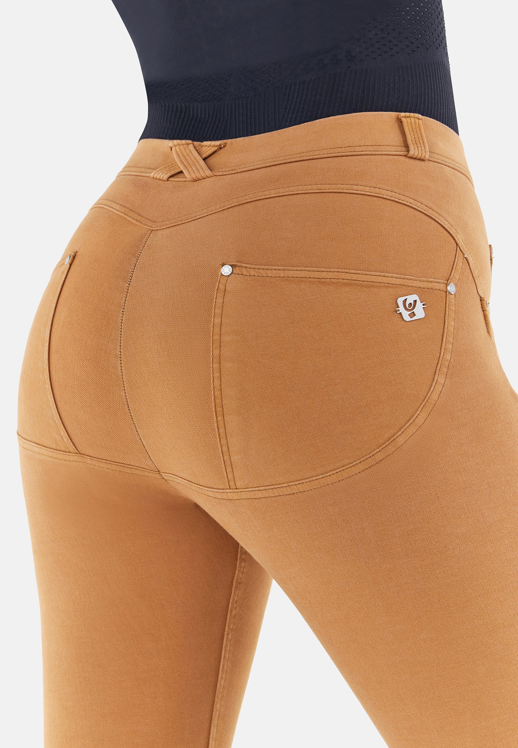 freddy-pantaloni-push-up-wr-up-curvy-navetta-ecologico-elasticizzato image 7