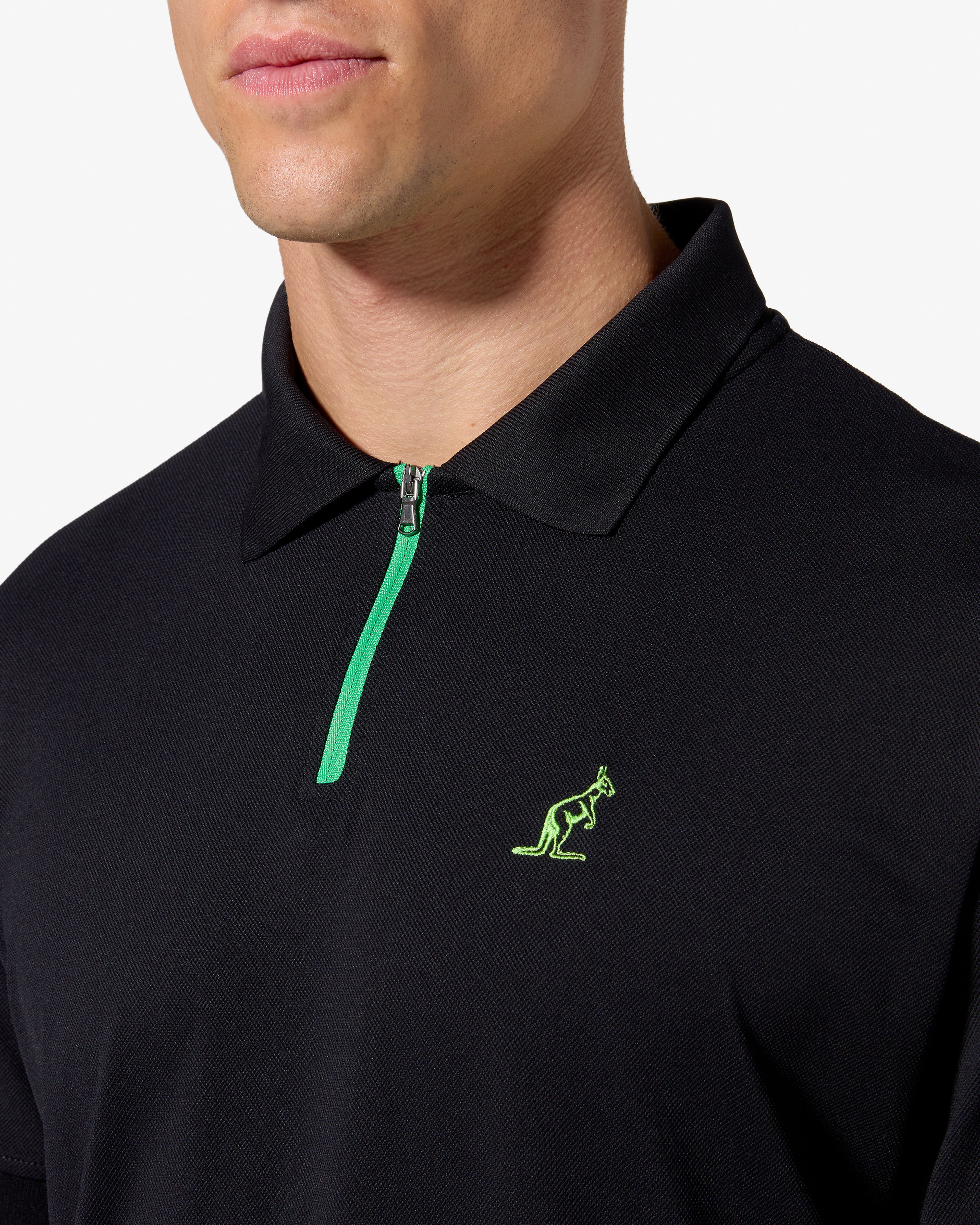 australian-horizon-polo-shirt-polo-tecnica-regular-fit-nera image 4