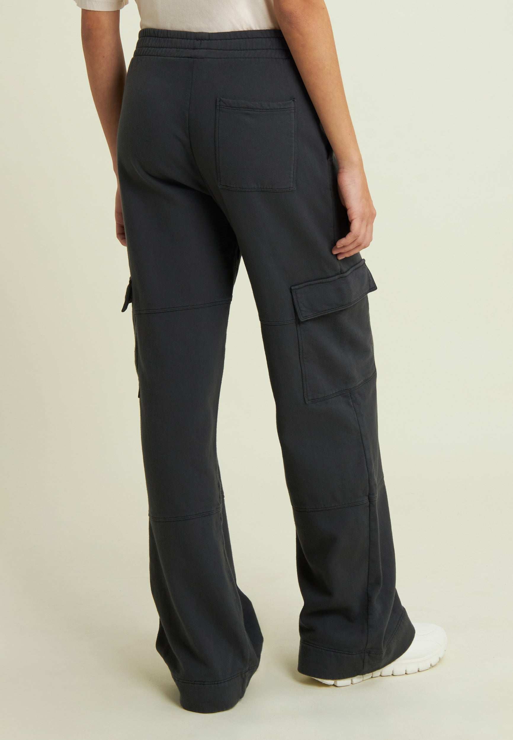 freddy-pantaloni-cargo-wide-leg-in-felpa-con-tasconi image 3