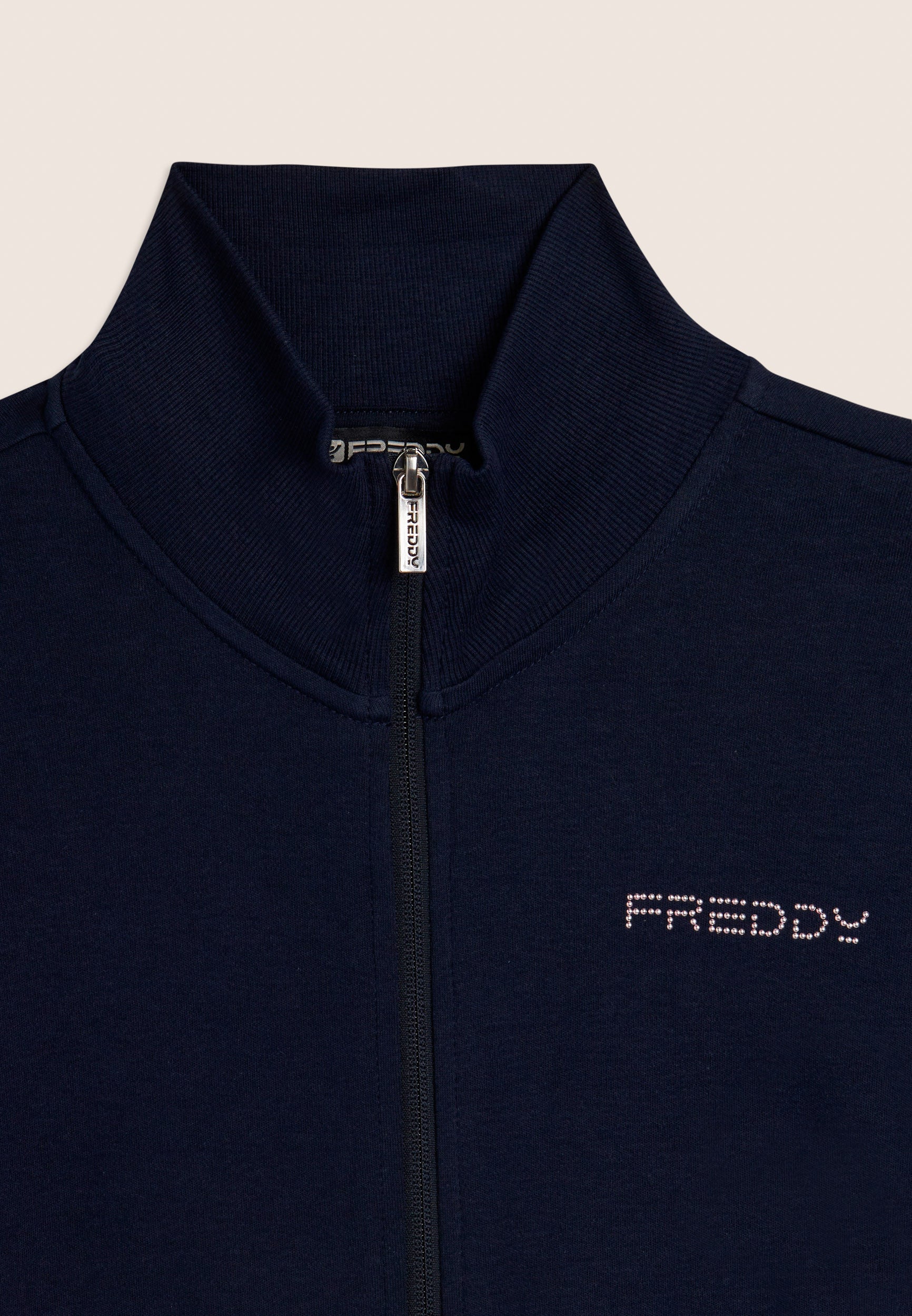 freddy-tuta-donna-con-zip-collo-alto-logo-perline-rosa image 8