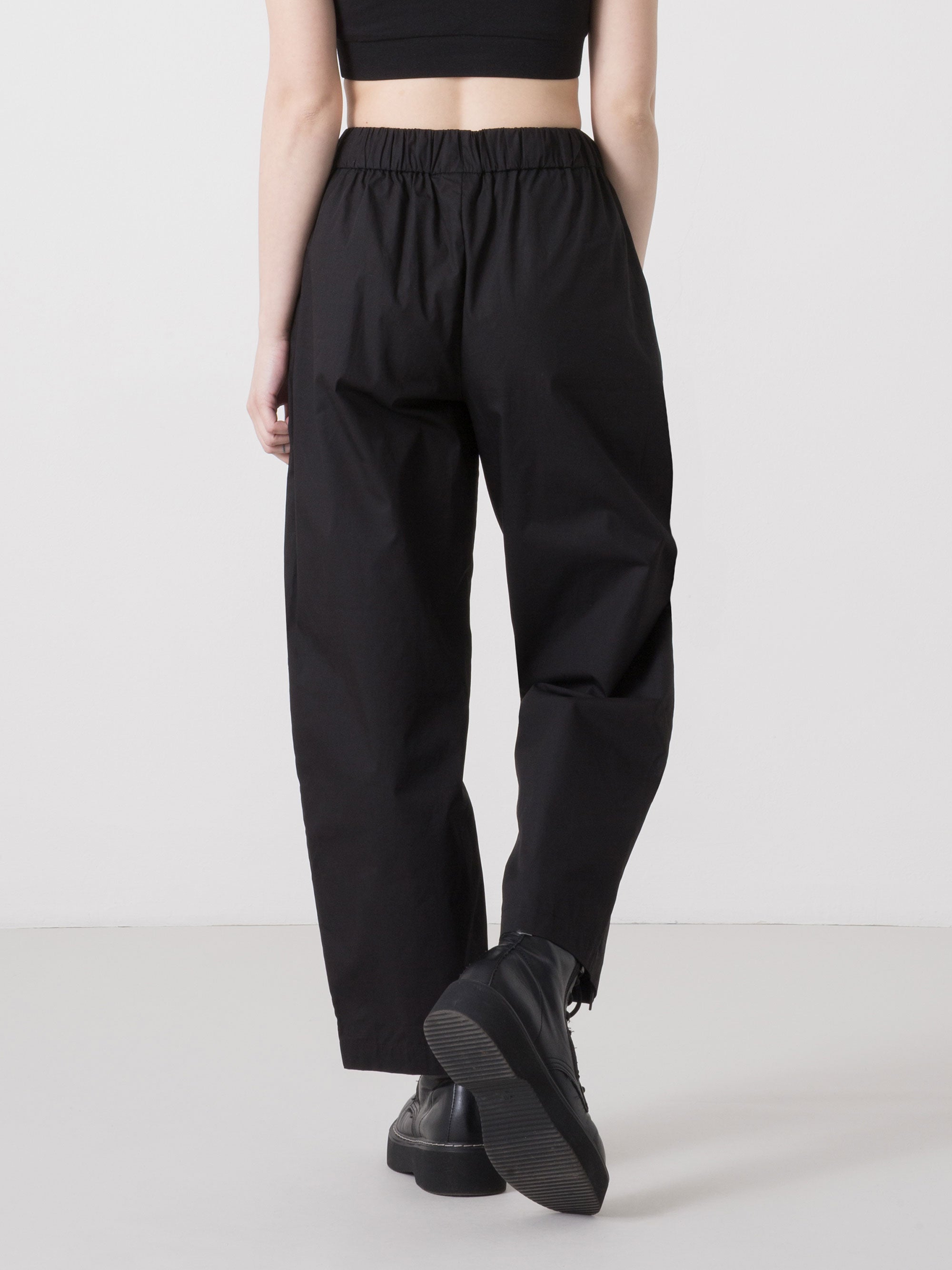 dimensione-danza-city-pantalone-donna-in-popeline-modello-barrel-con-coulisse image 8