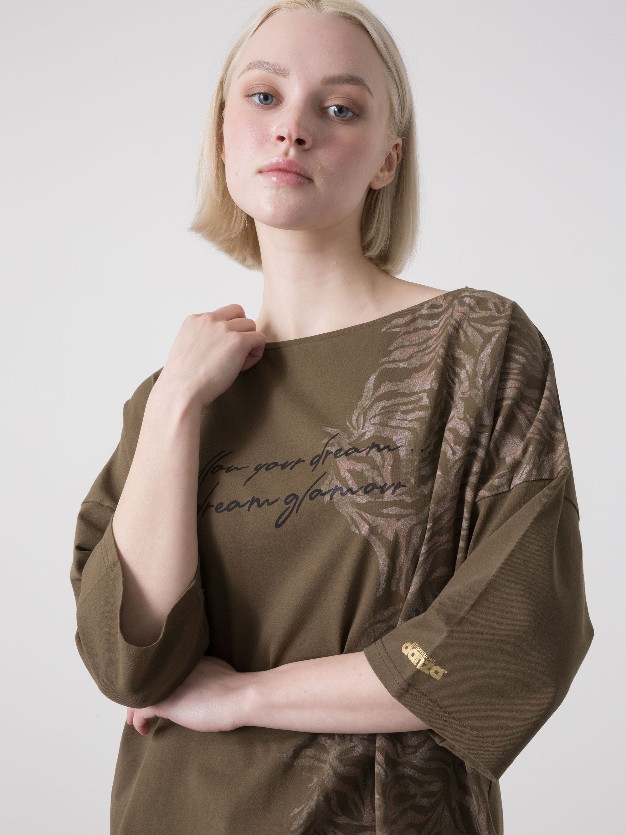 dimensione-danza-t-shirt-donna-in-jersey-stretch-con-stampa-safari-e-taglio-asim image 5