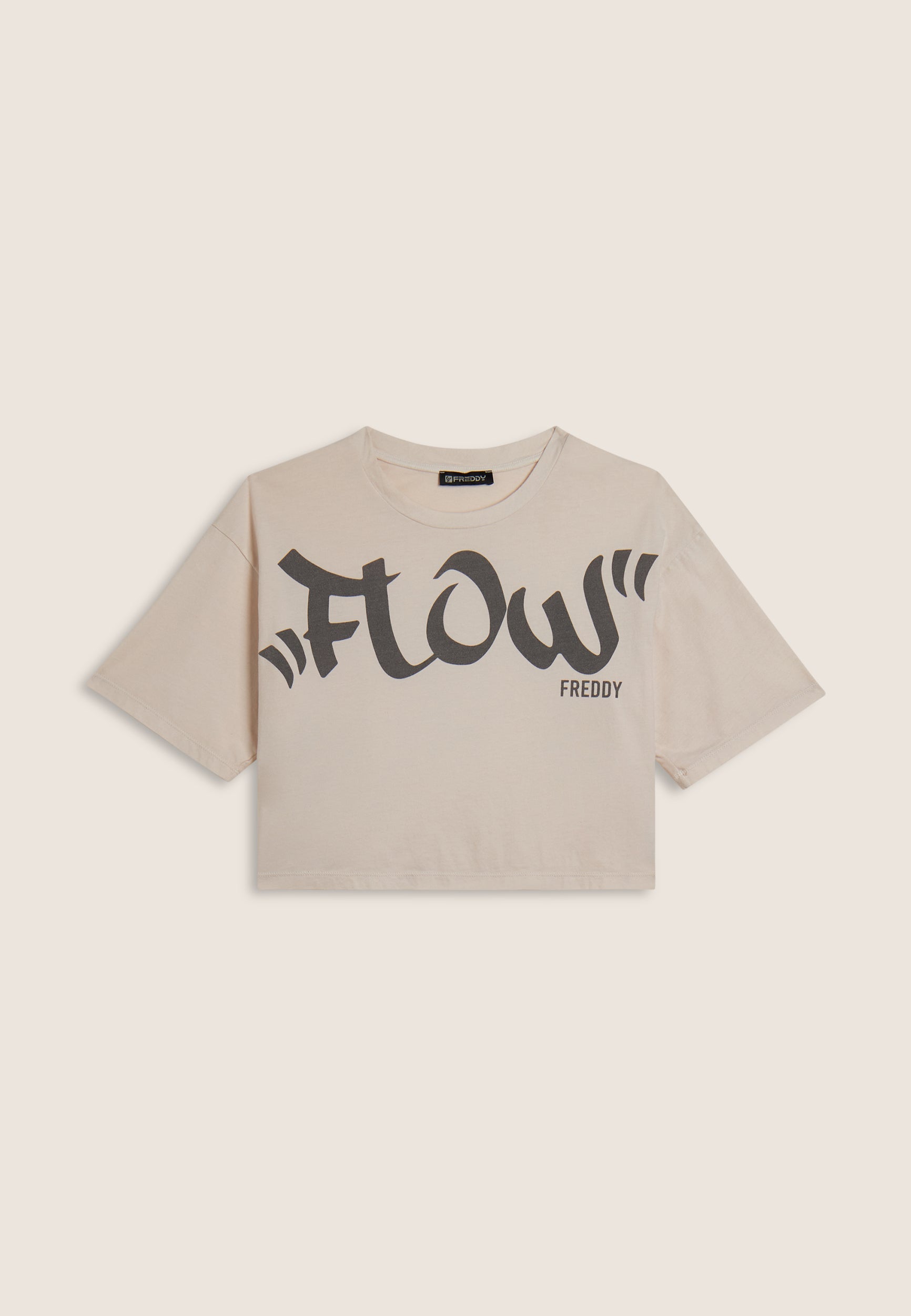 freddy-t-shirt-cropped-flow-stampa-street-art-in-jersey image 5