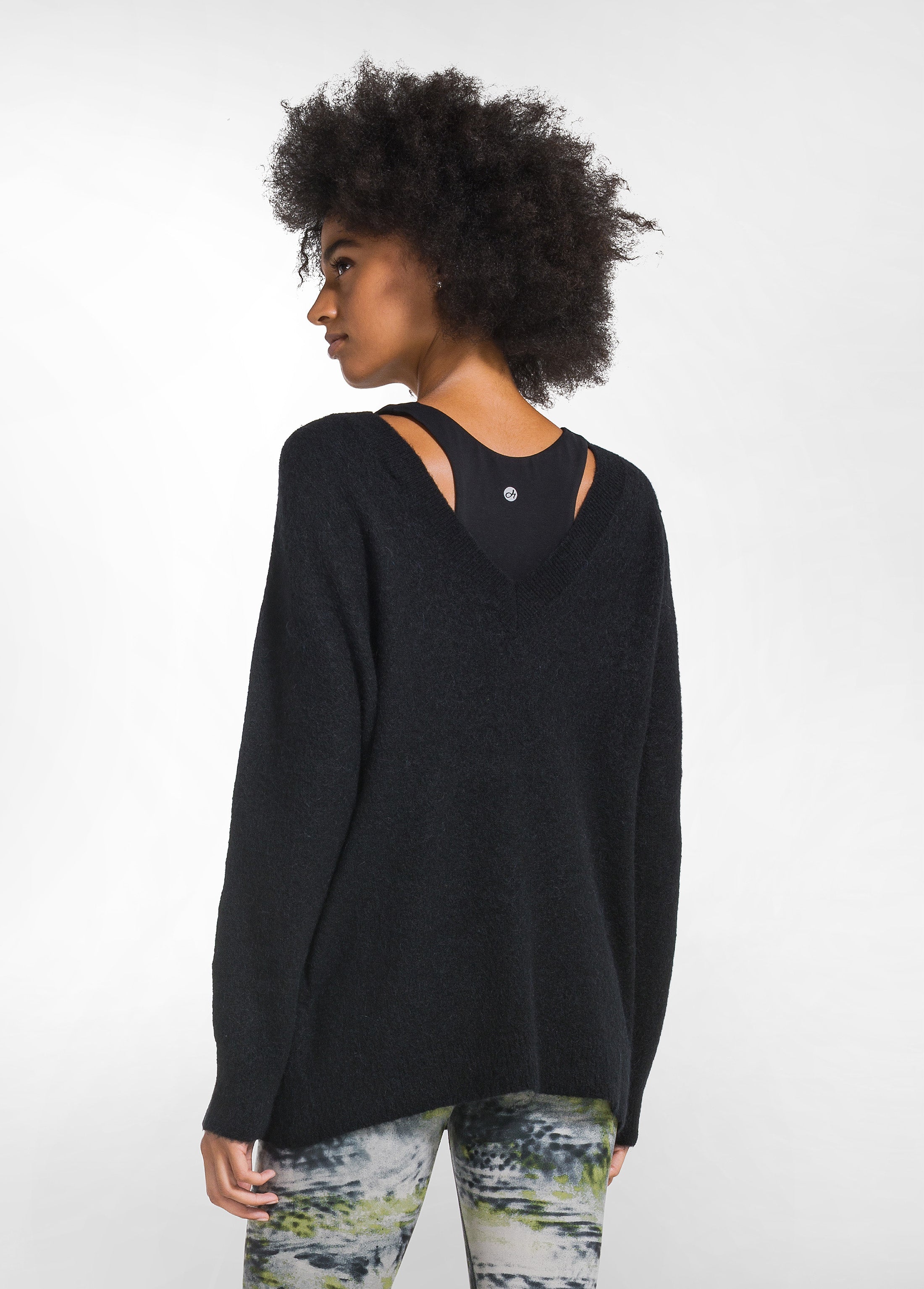 deha-maglione-lungo-alpaca-scollo-v-retro-nero image 2