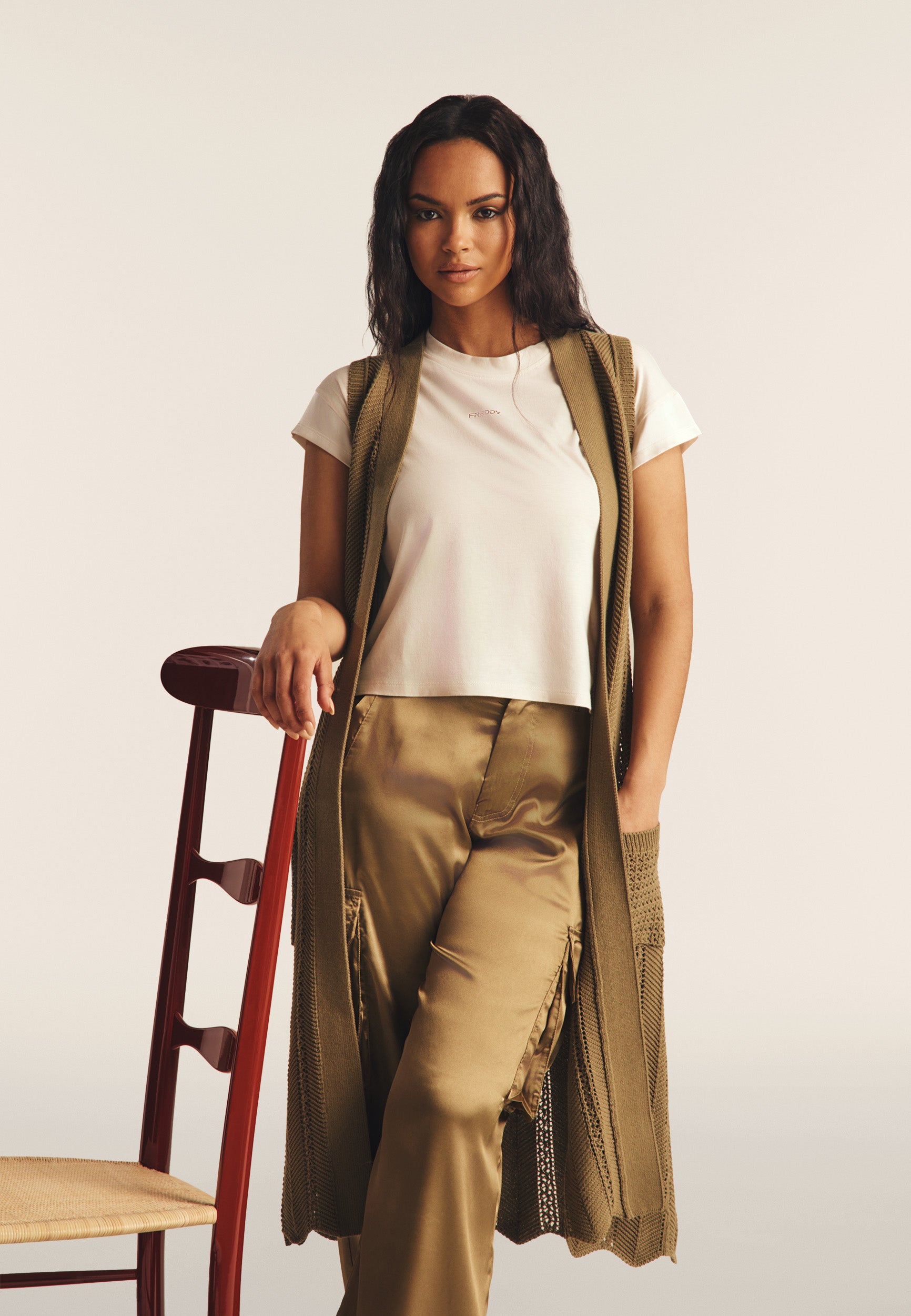 freddy-t-shirt-corta-cropped-jersey-con-maniche-effetto-seta-donna image 4
