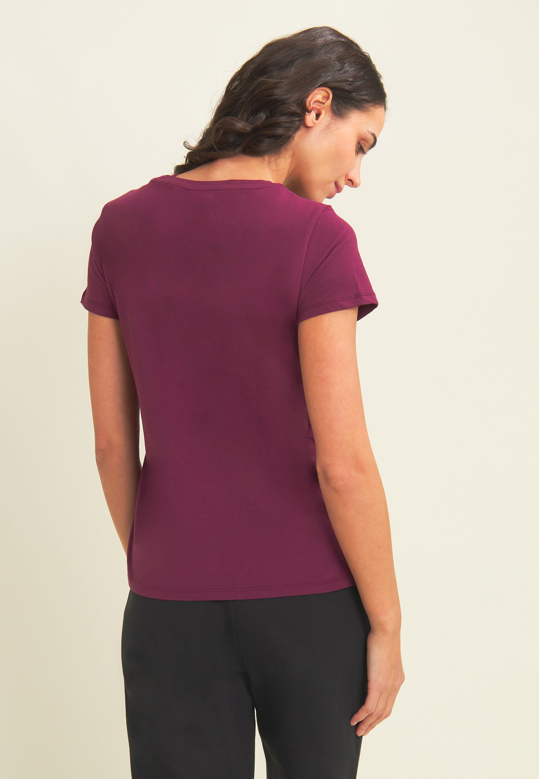 freddy-t-shirt-donna-con-strass-e-banda-logata-sulle-spalle image 3