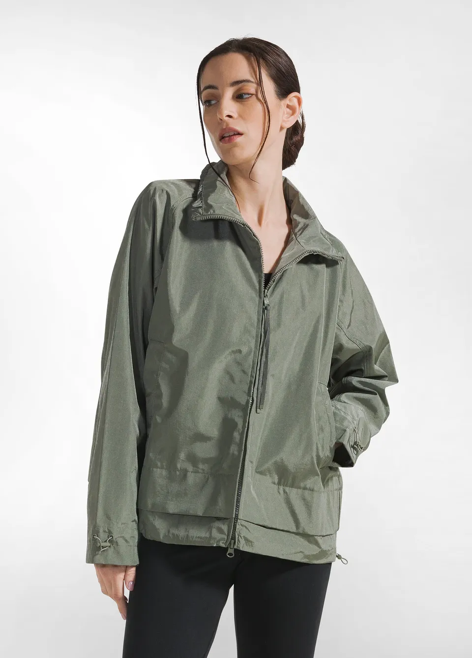 deha-giubbotto-in-nylon-accoppiato-verde image 1