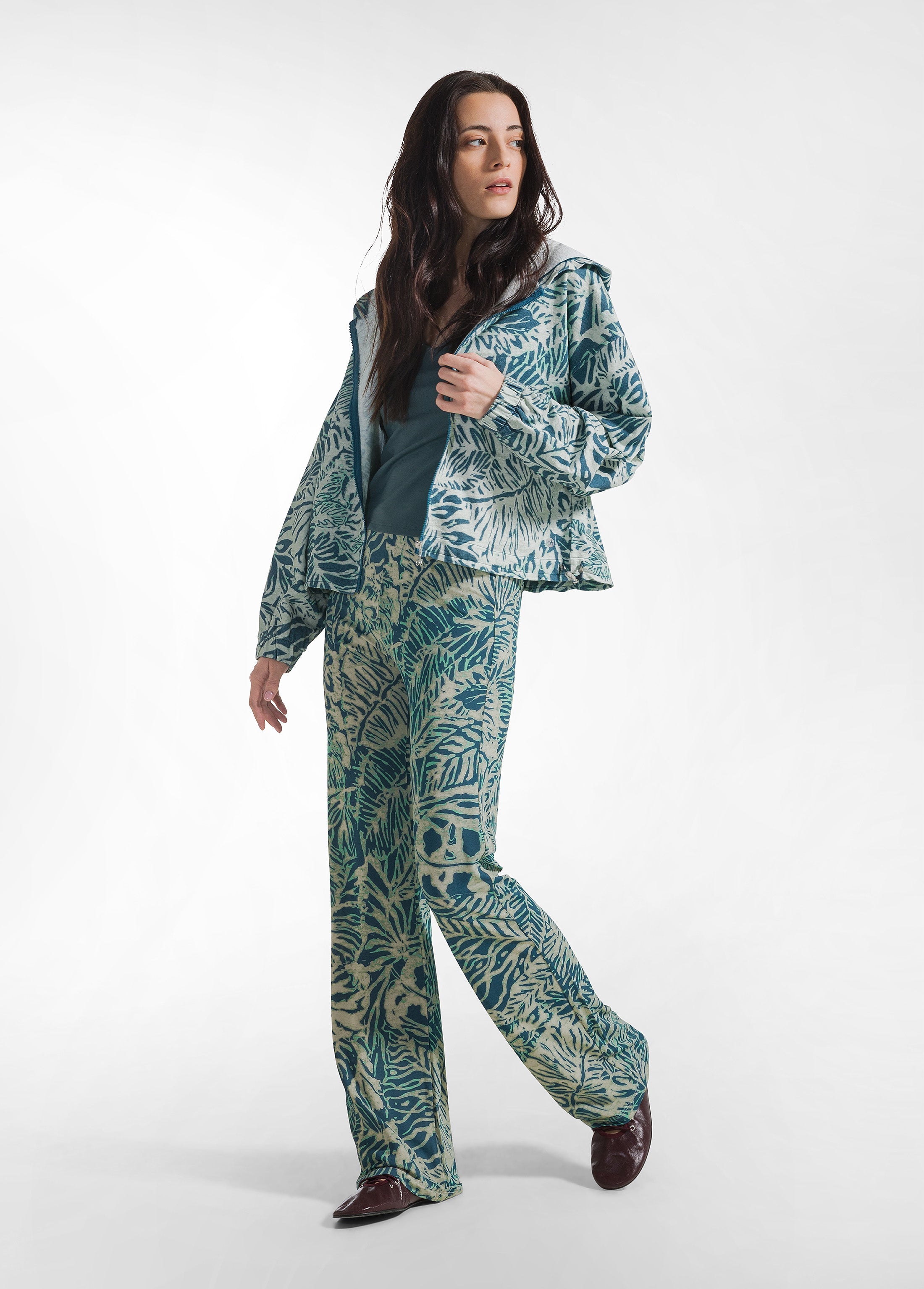 deha-pantalone-fluido-in-viscosa-stampata-blu-vita-alta image 1