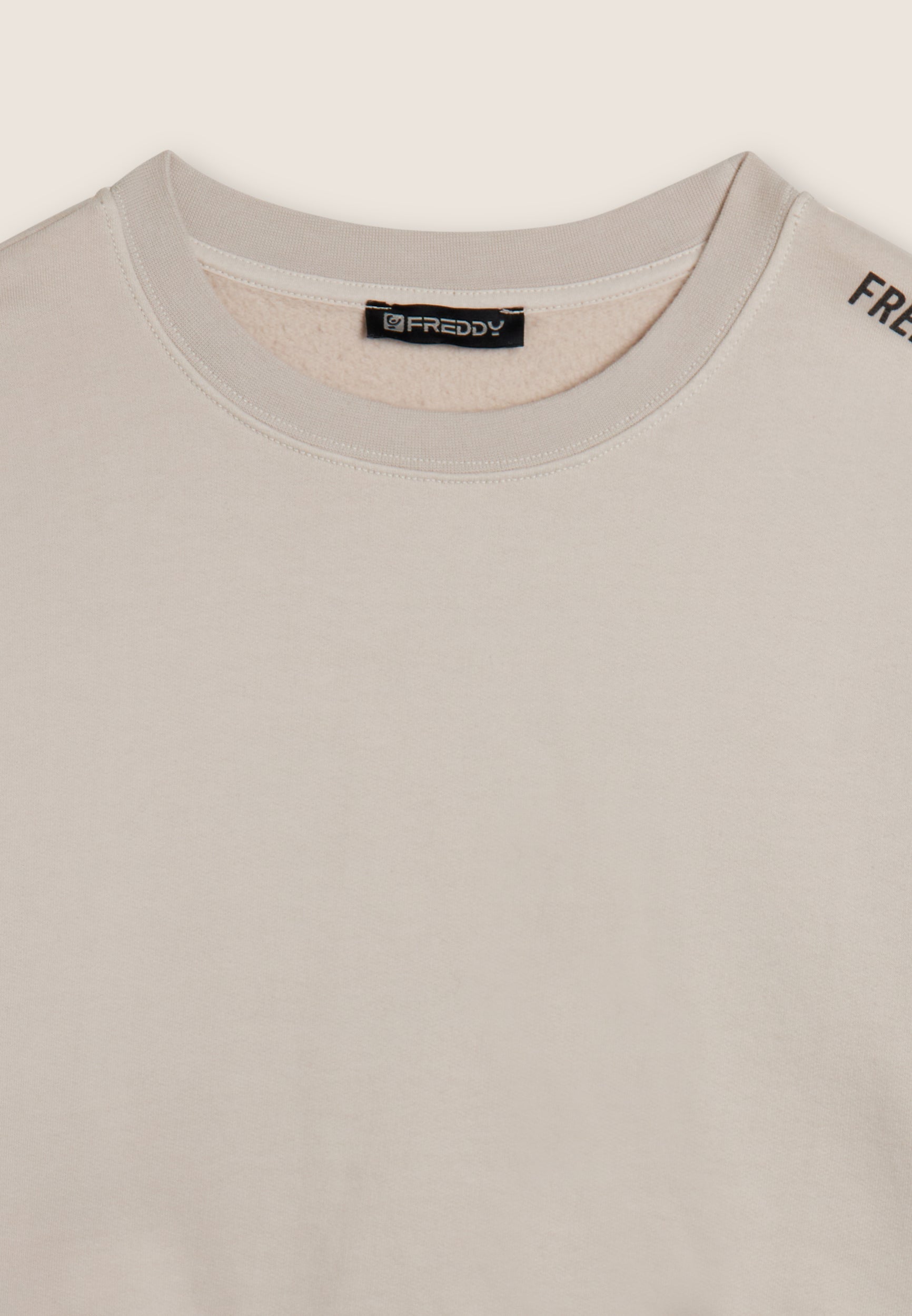 freddy-felpa-oversize-cropped-flow-con-stampa-sulla-spalla image 7