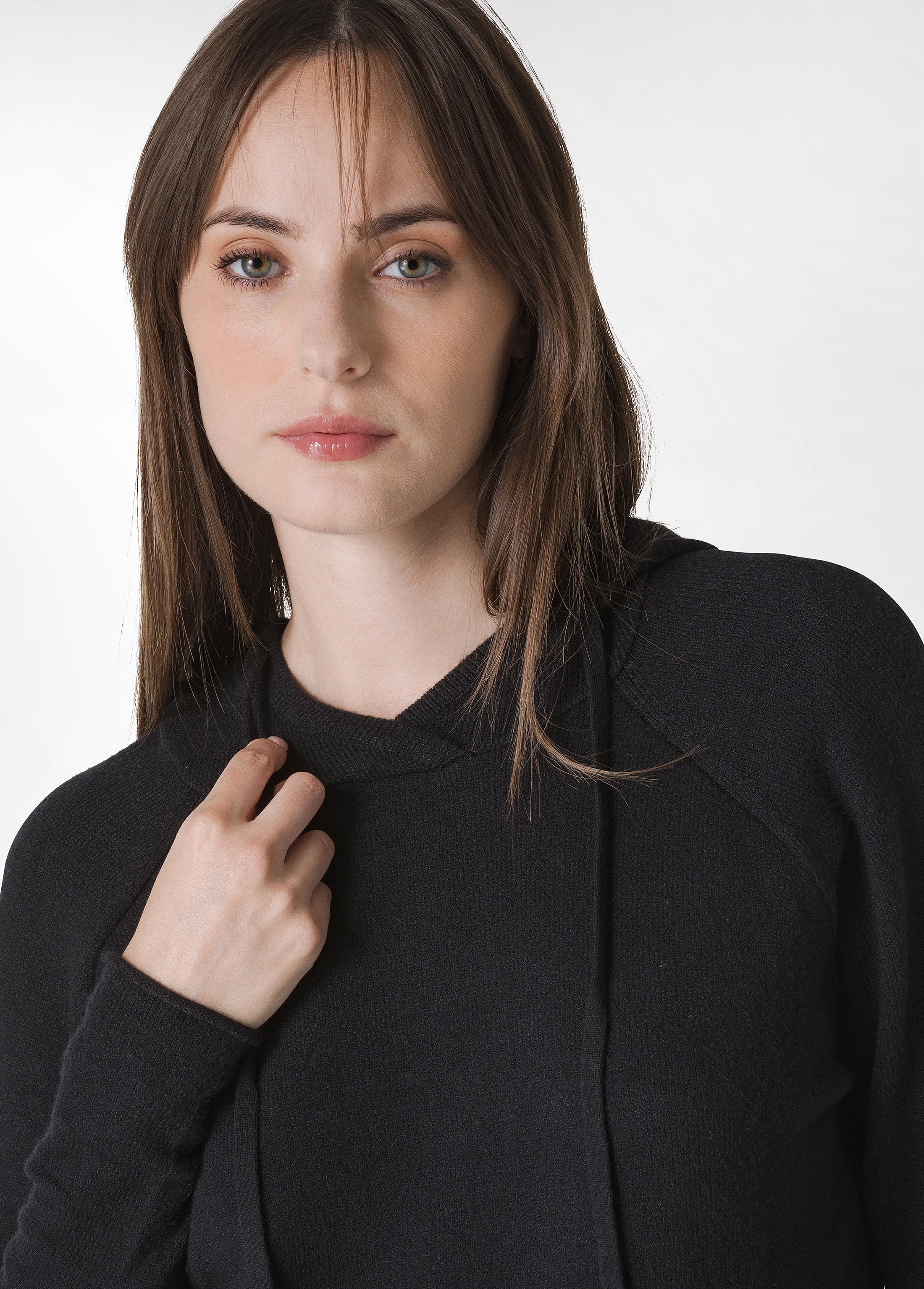 deha-pullover-con-cappuccio-nero-in-misto-viscosa image 3