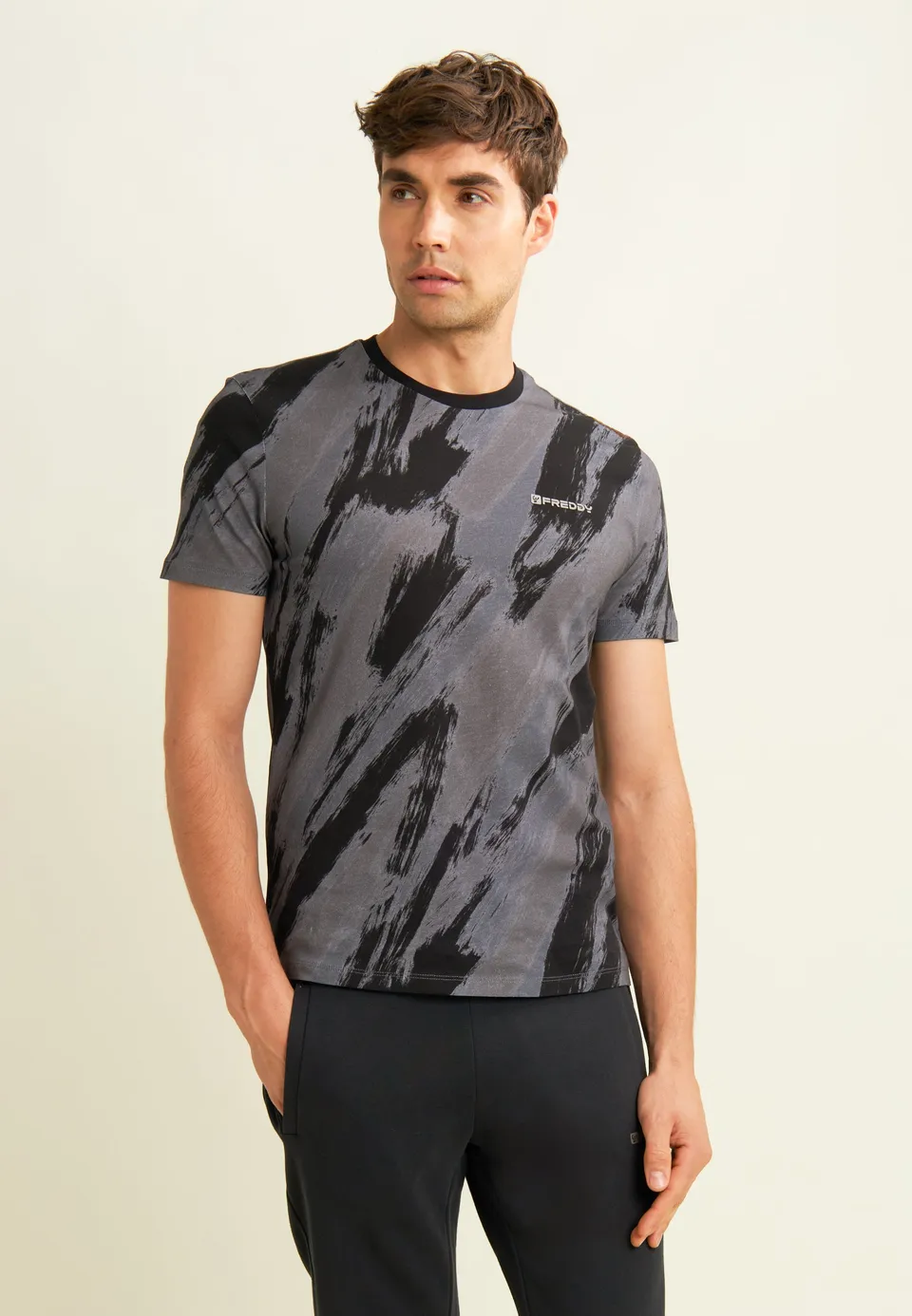 freddy-t-shirt-uomo-cotone-stampa-pennellata-all-over image 1
