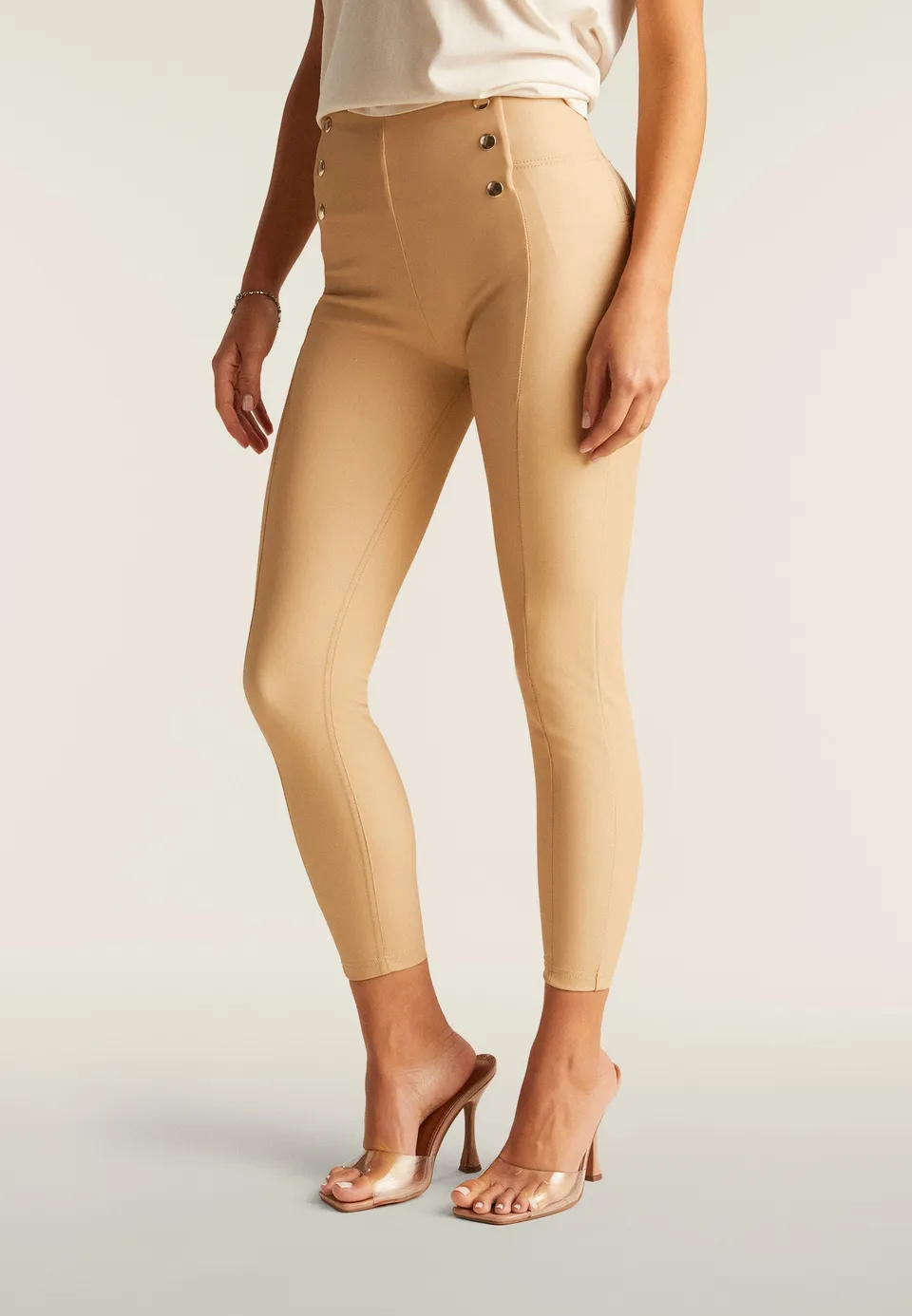 freddy-wr-up-pantaloni-donna-7-8-similpelle-vita-alta-con-bottoni-oro image 1