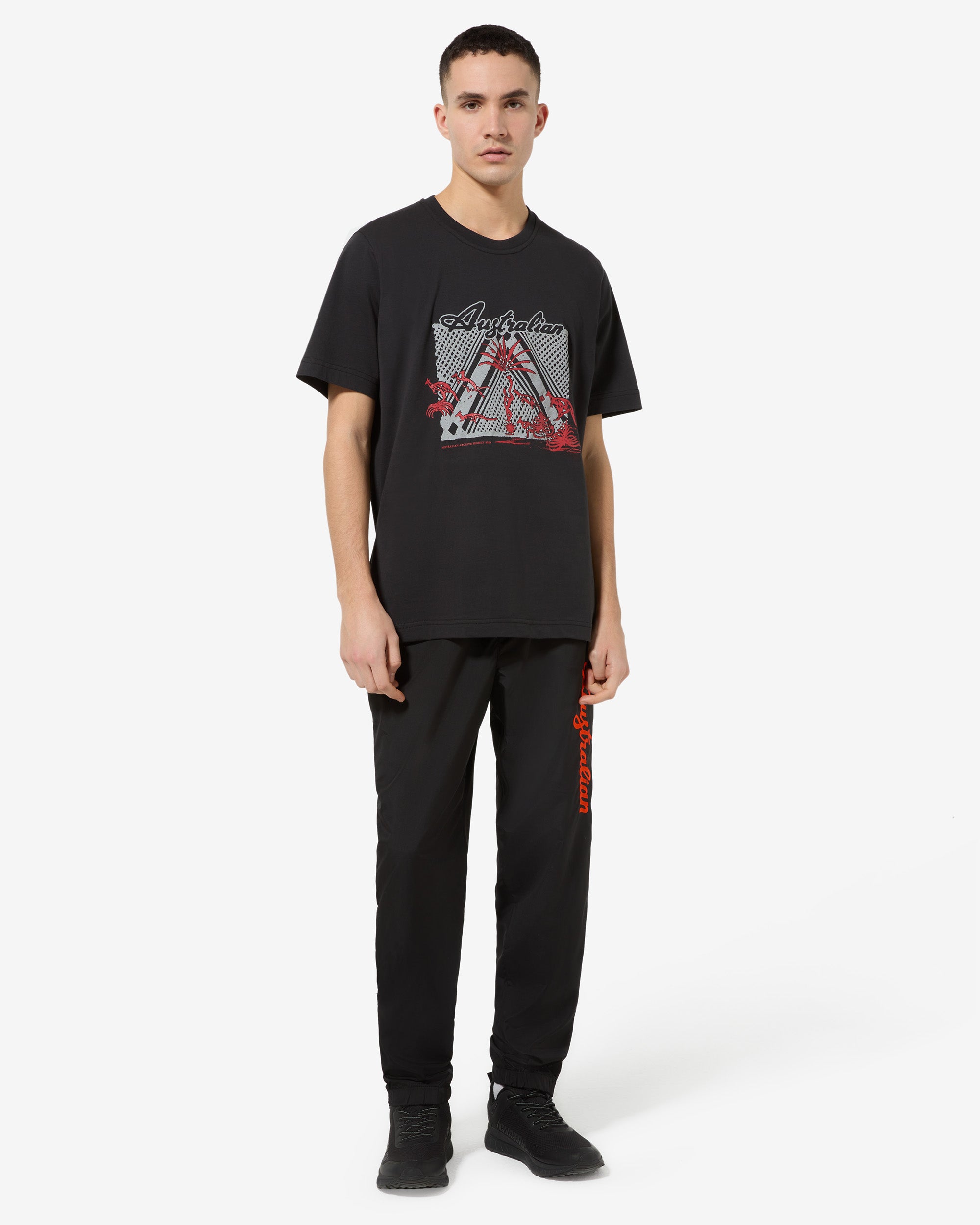australian-ethnic-t-shirt-maglietta-cotone-nera-stampa-petto image 2