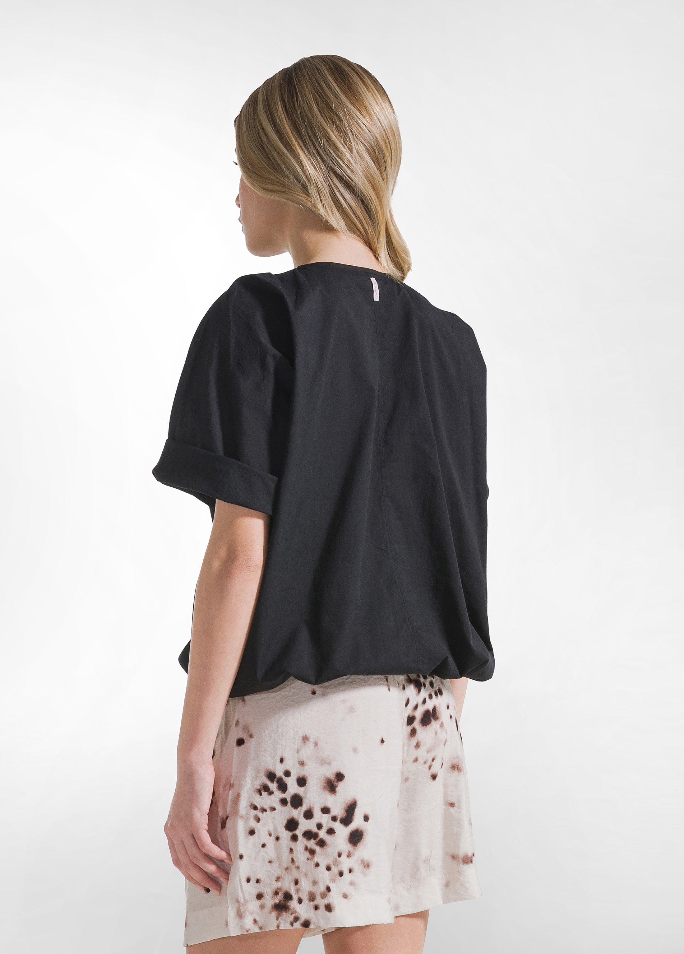 deha-blusa-in-mussola-di-cotone-leggera-nero image 2