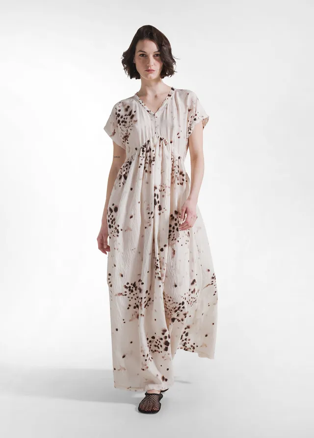 deha-abito-lungo-in-viscosa-crinkle-stampato-beige image 1