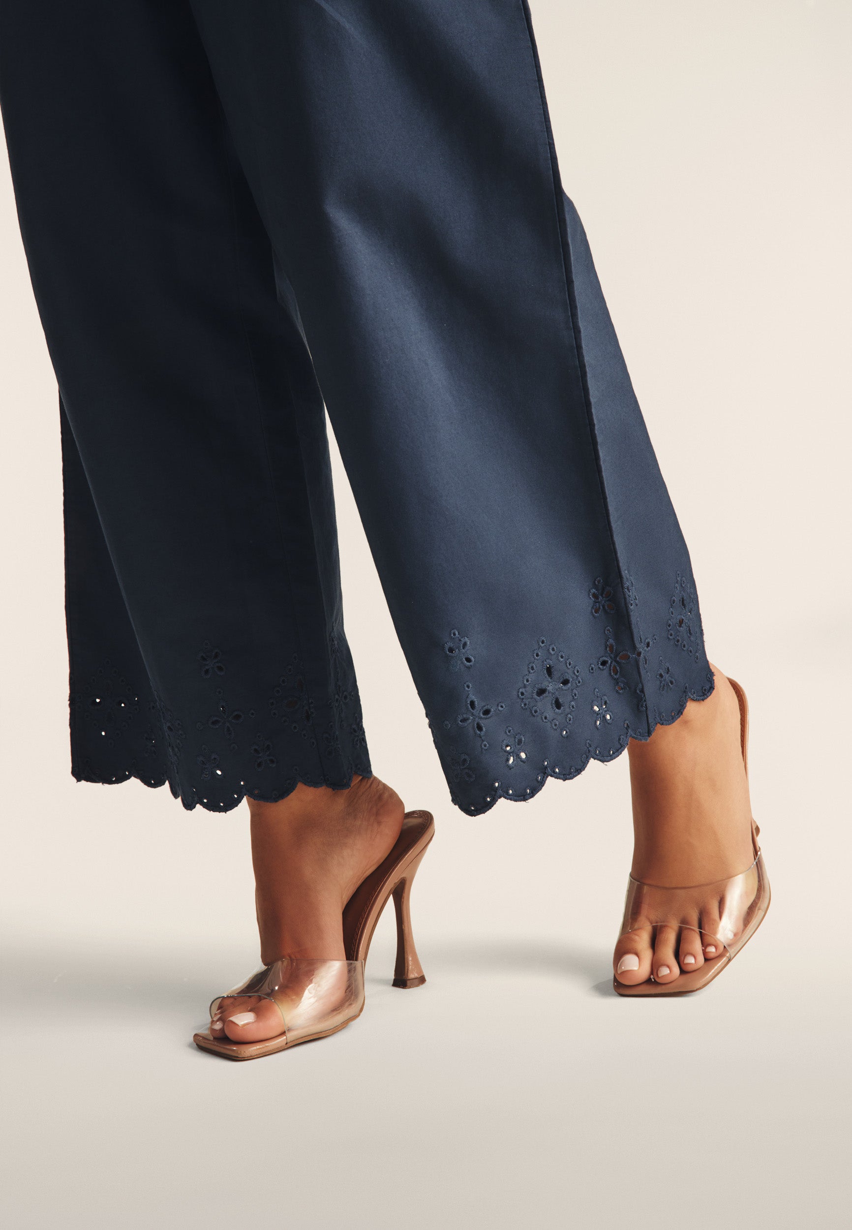 freddy-pantaloni-wide-leg-cotone-navetta-con-ricami-sangallo image 3