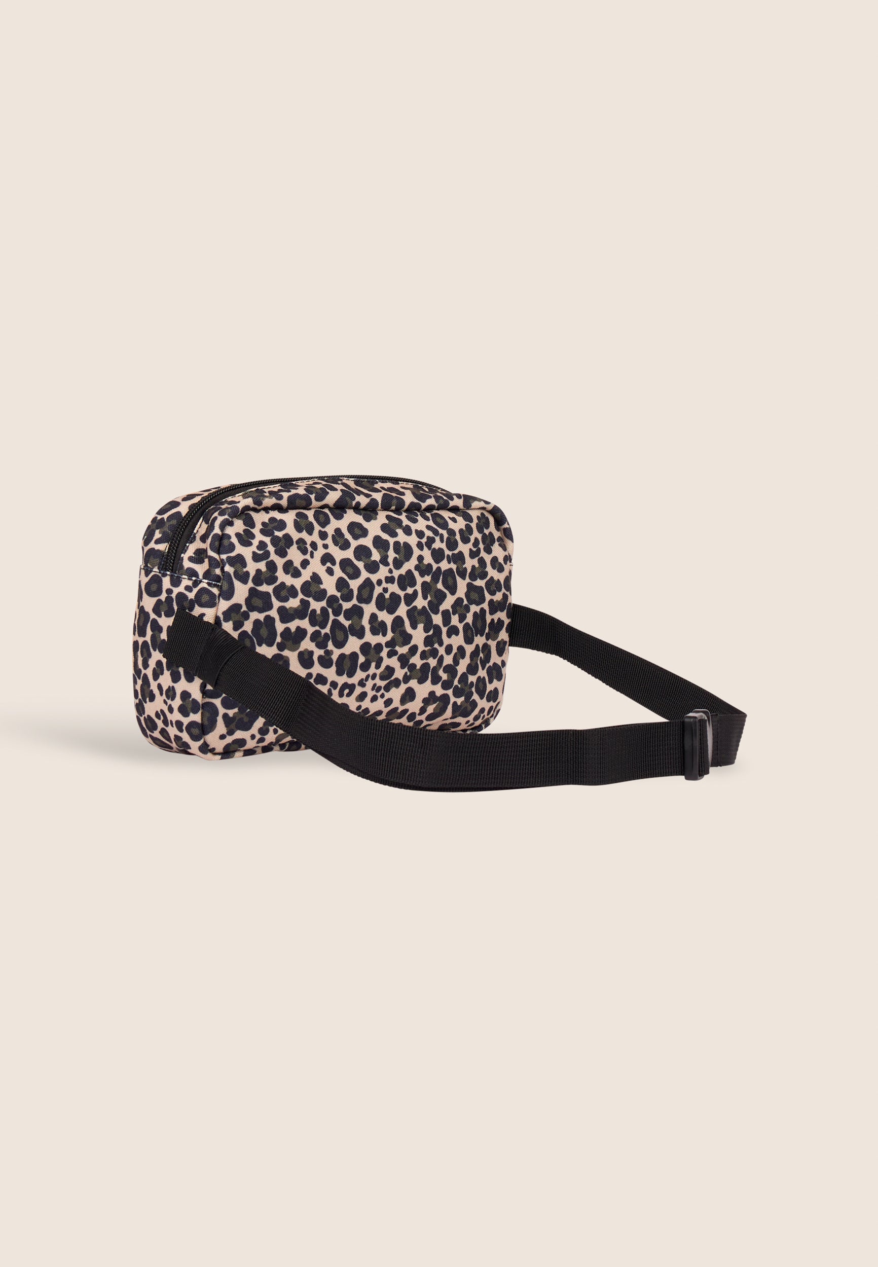 freddy-borsa-marsupio-in-canvas-fantasia-animalier-con-tracolla-regolabile image 4
