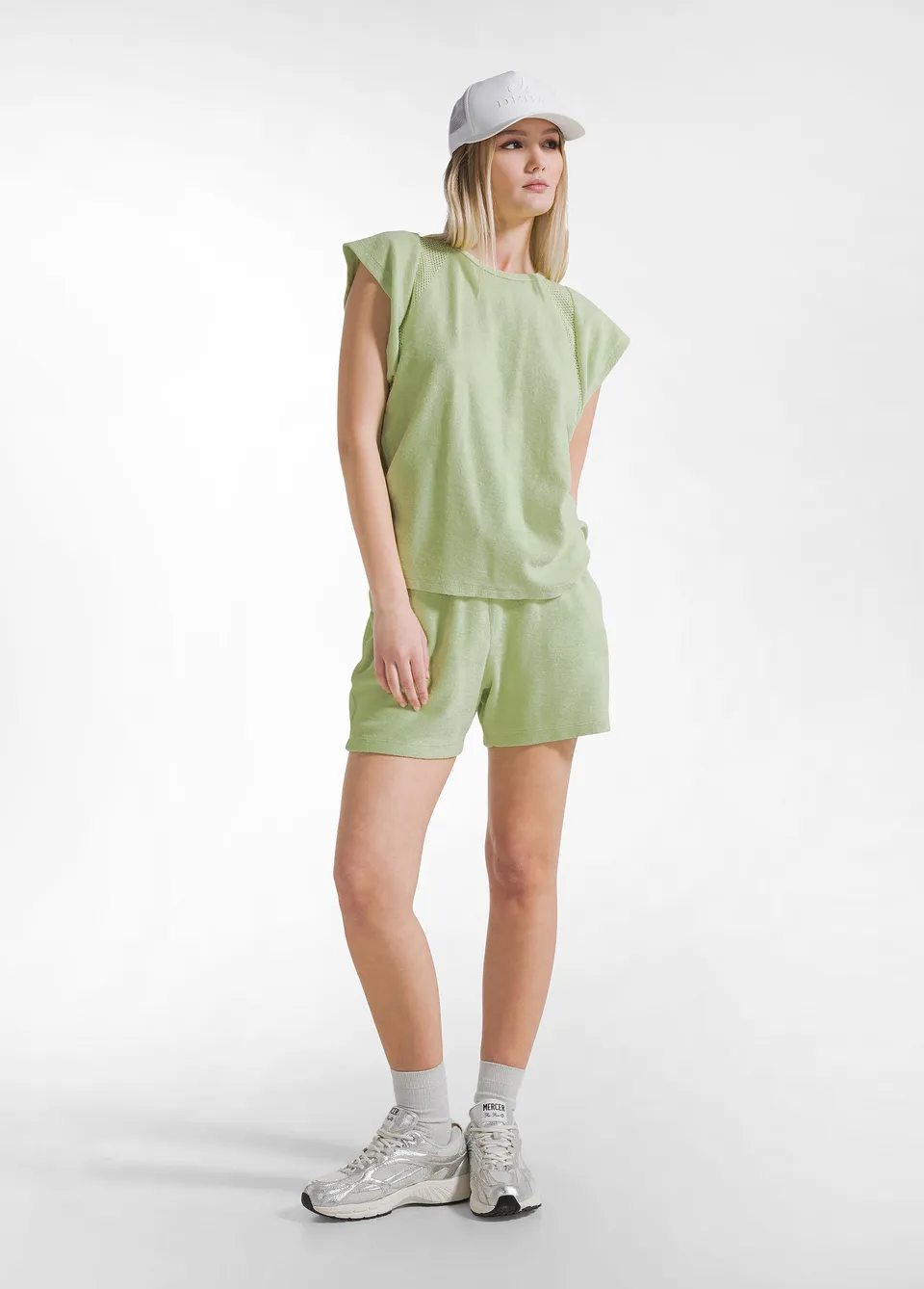 deha-completo-t-shirt-e-short-in-felpa-giallo image 1