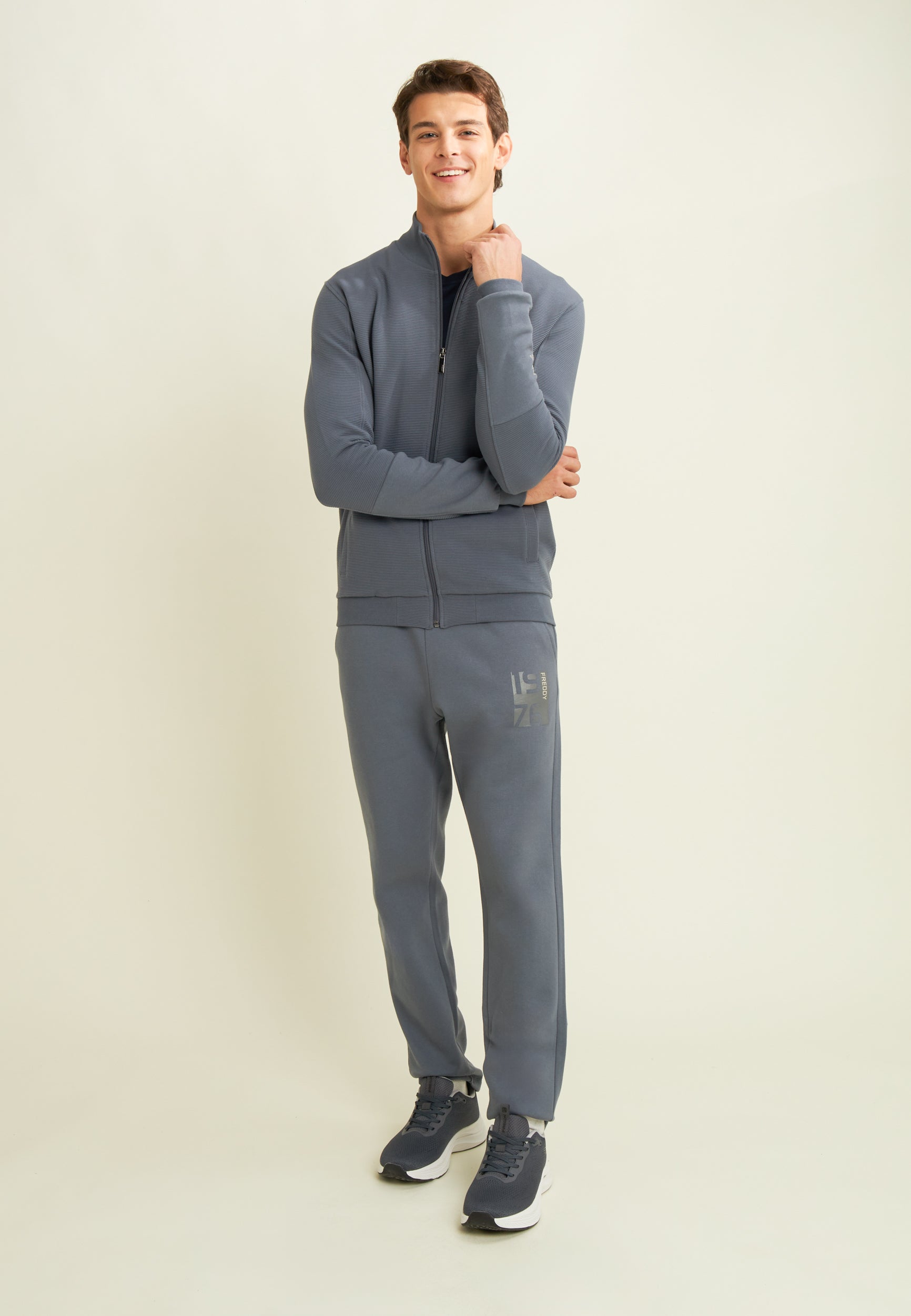 freddy-pantaloni-uomo-regular-in-felpa-fondo-dritto-100-cotone image 2