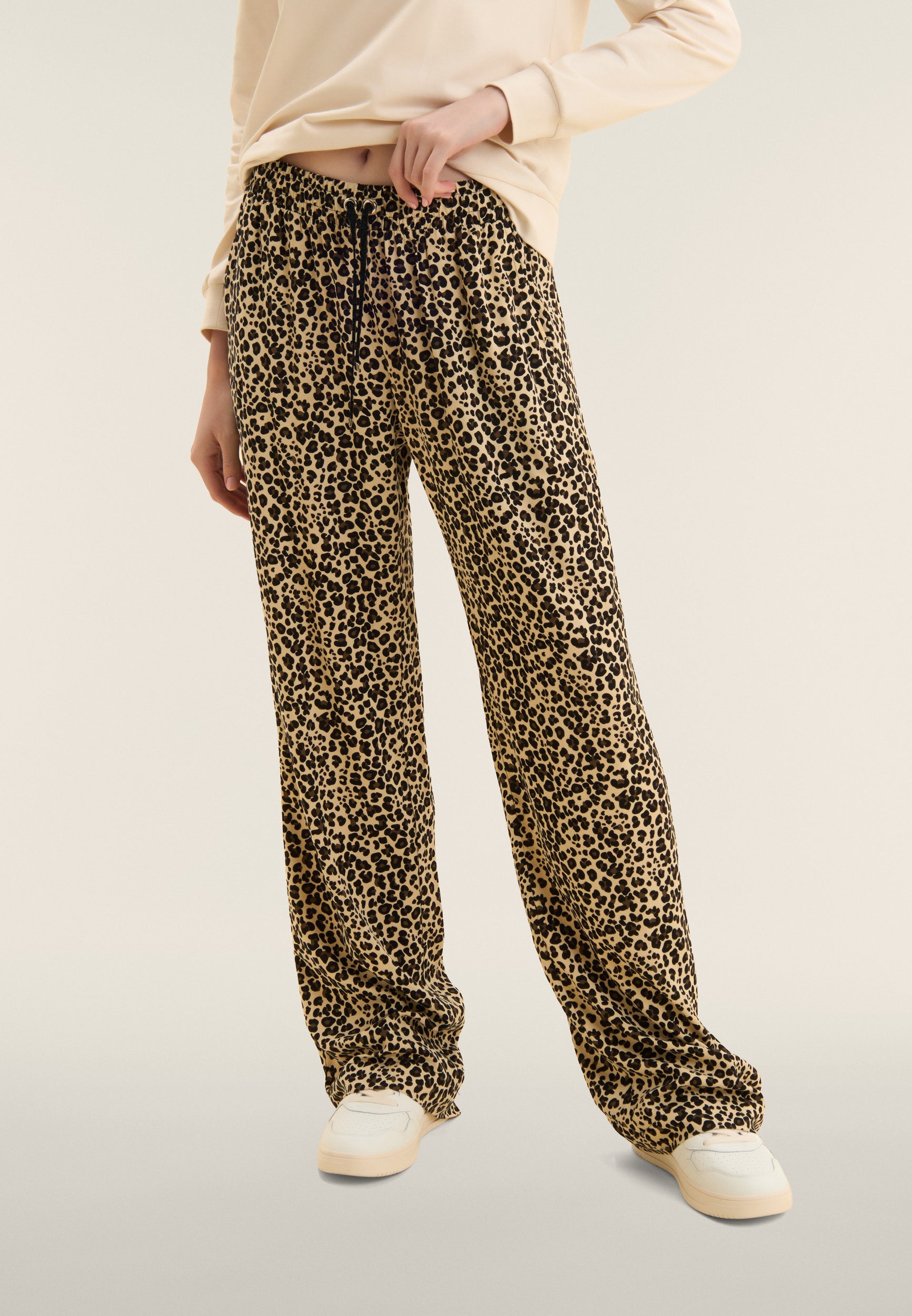 freddy-pantaloni-wide-leg-in-viscosa-fantasia-animalier image 1