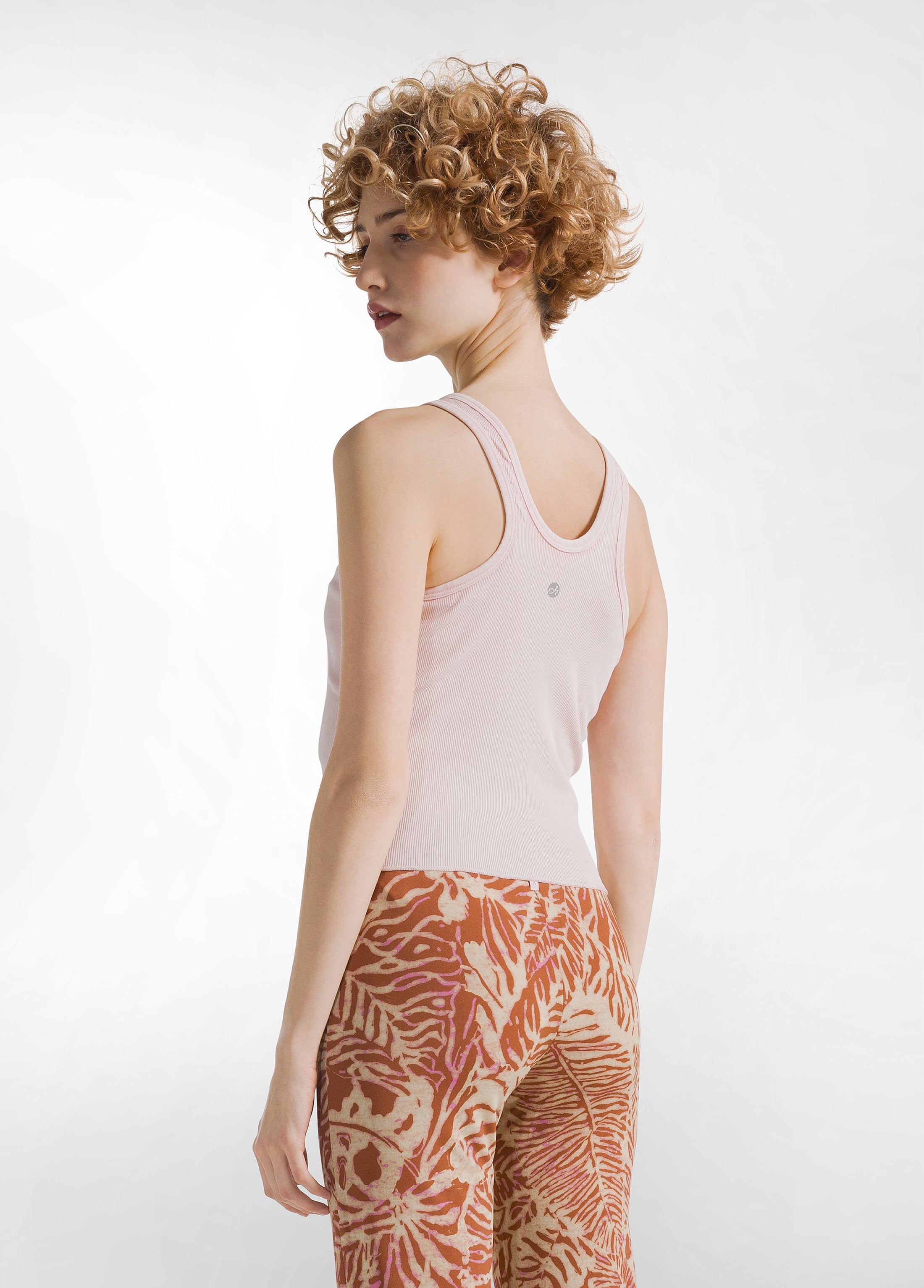 deha-top-in-costina-effetto-sfumato-rosa-top-donna-aderente image 2