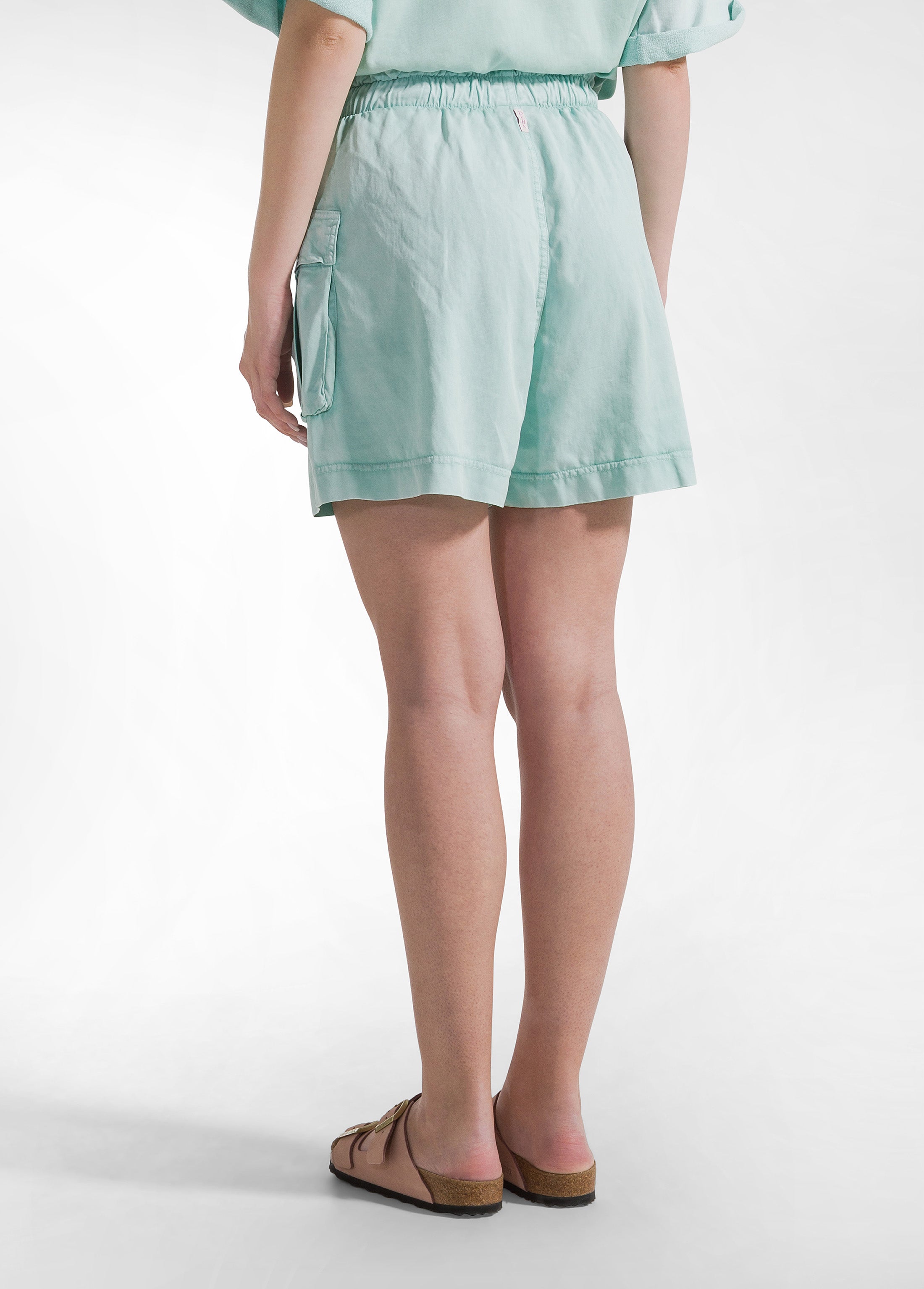 deha-pantaloncino-cargo-in-twill-sfumato-verde-d22375-shorts-lyocell-cotone image 3