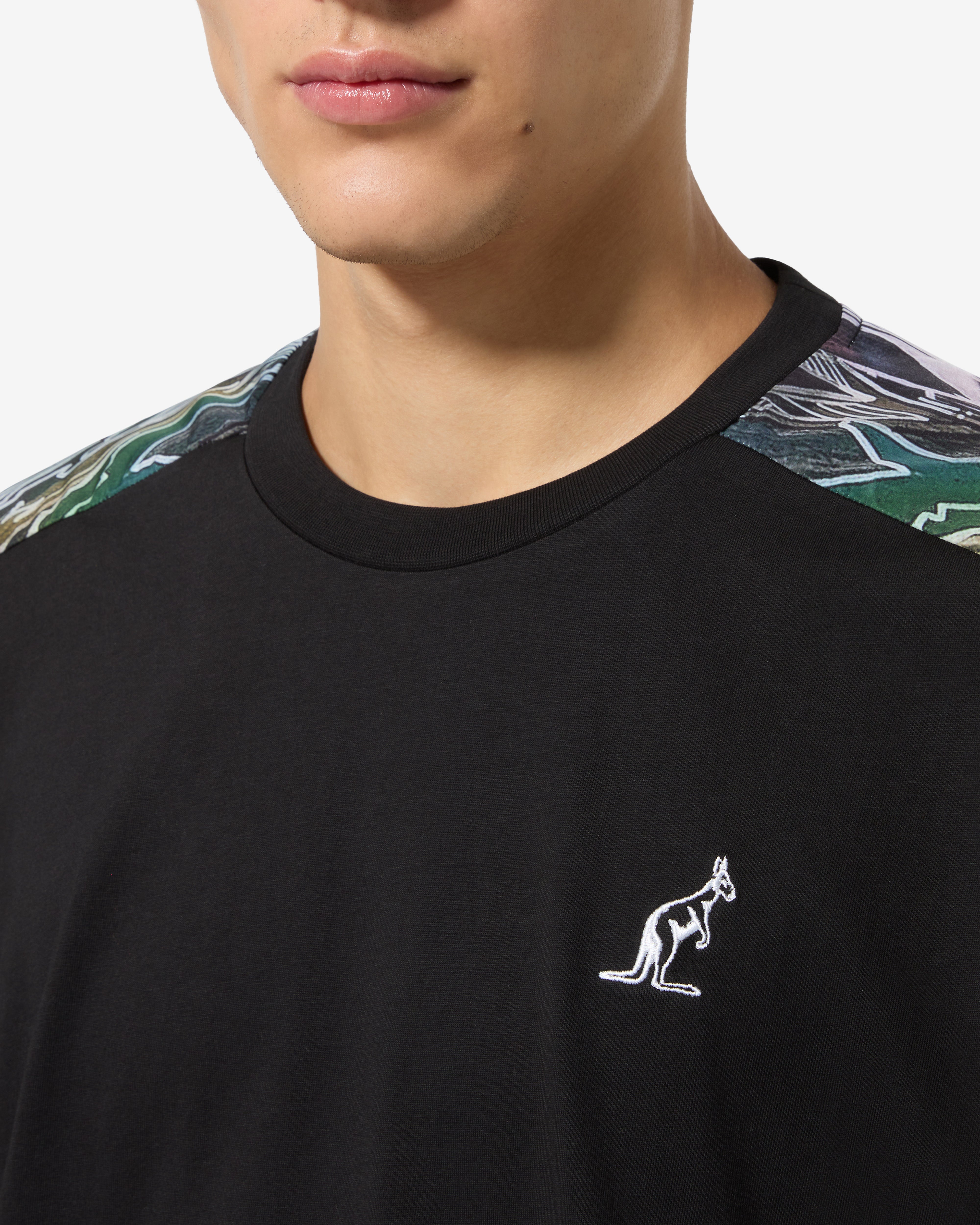 australian-goldie-insert-t-shirt-cotone-nero-made-in-italy image 4